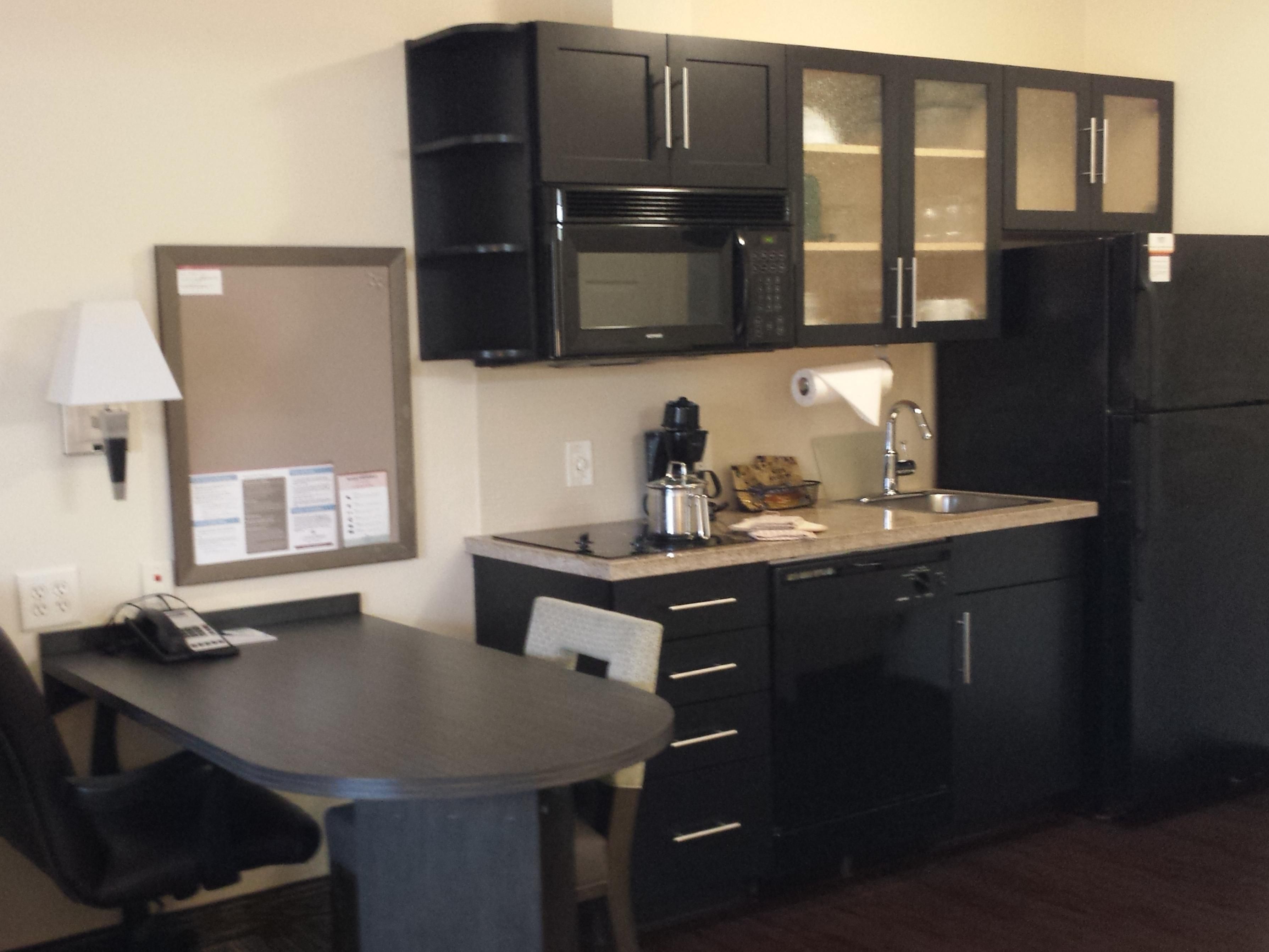 Hotel in Greenville, NC | Candlewood Suites Greenville NC