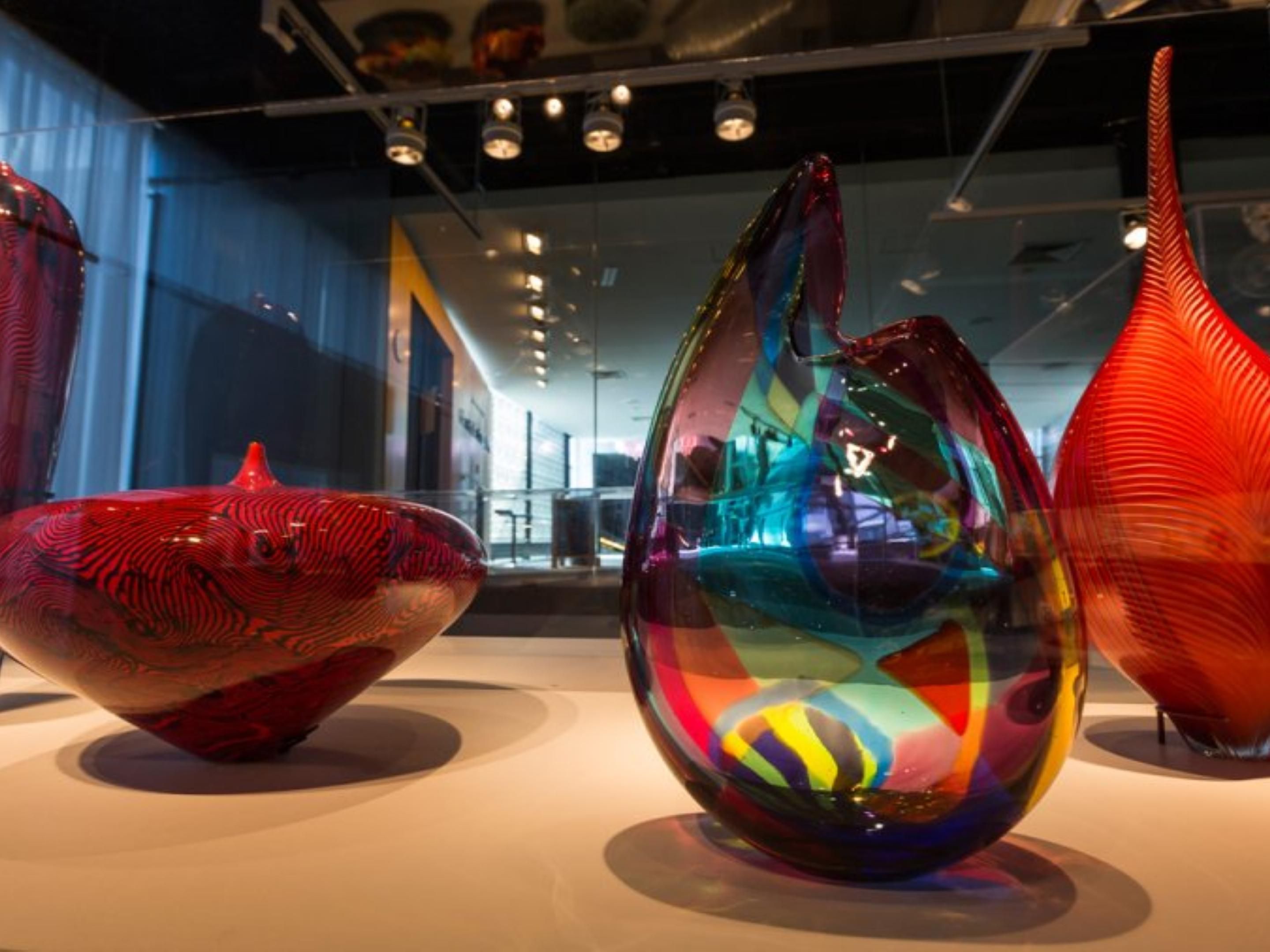 Just a short drive from our hotel is the Corning Museum of Glass, containing over 40000 objects representing 3500 years of glass making. Self guided tours and personal tours are available. The Corning Museum of glass also has a studio where you can make your own piece of glass to take home.( Appointments are required). Call for more information.