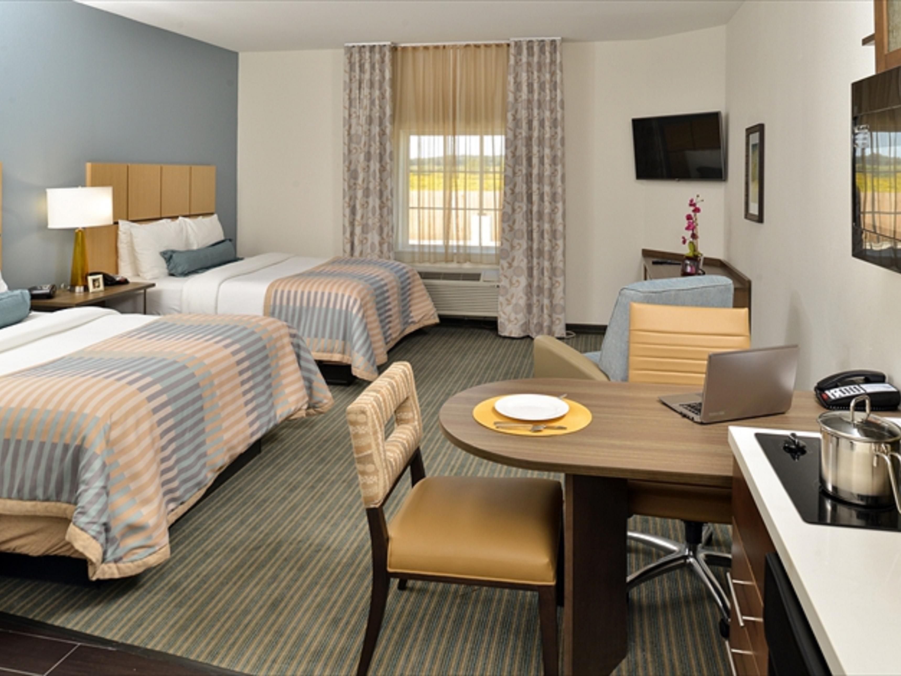 Two Queen Beds Studio Suite with Desk, Recliner and Kitchen