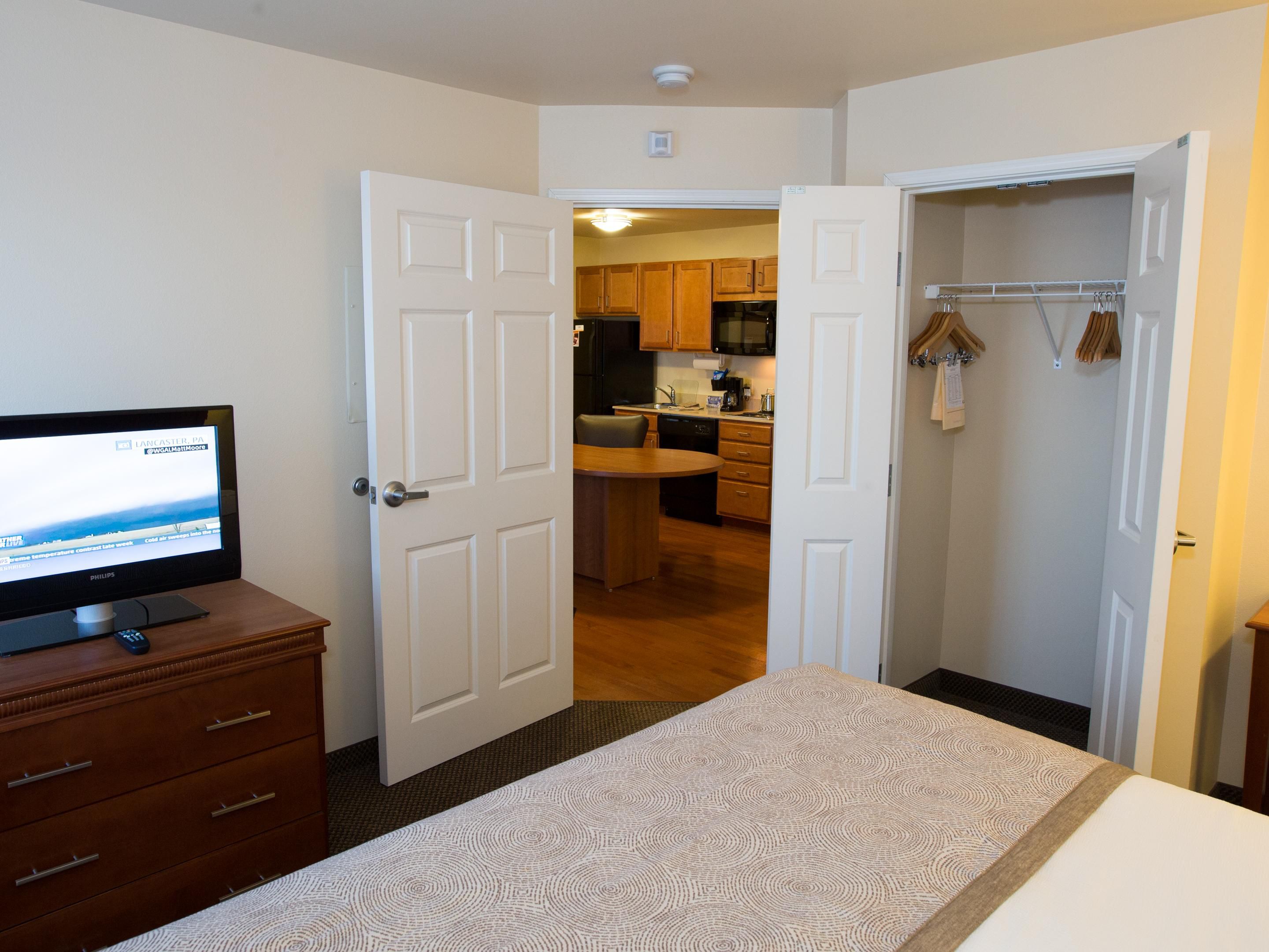 King Bed Suite