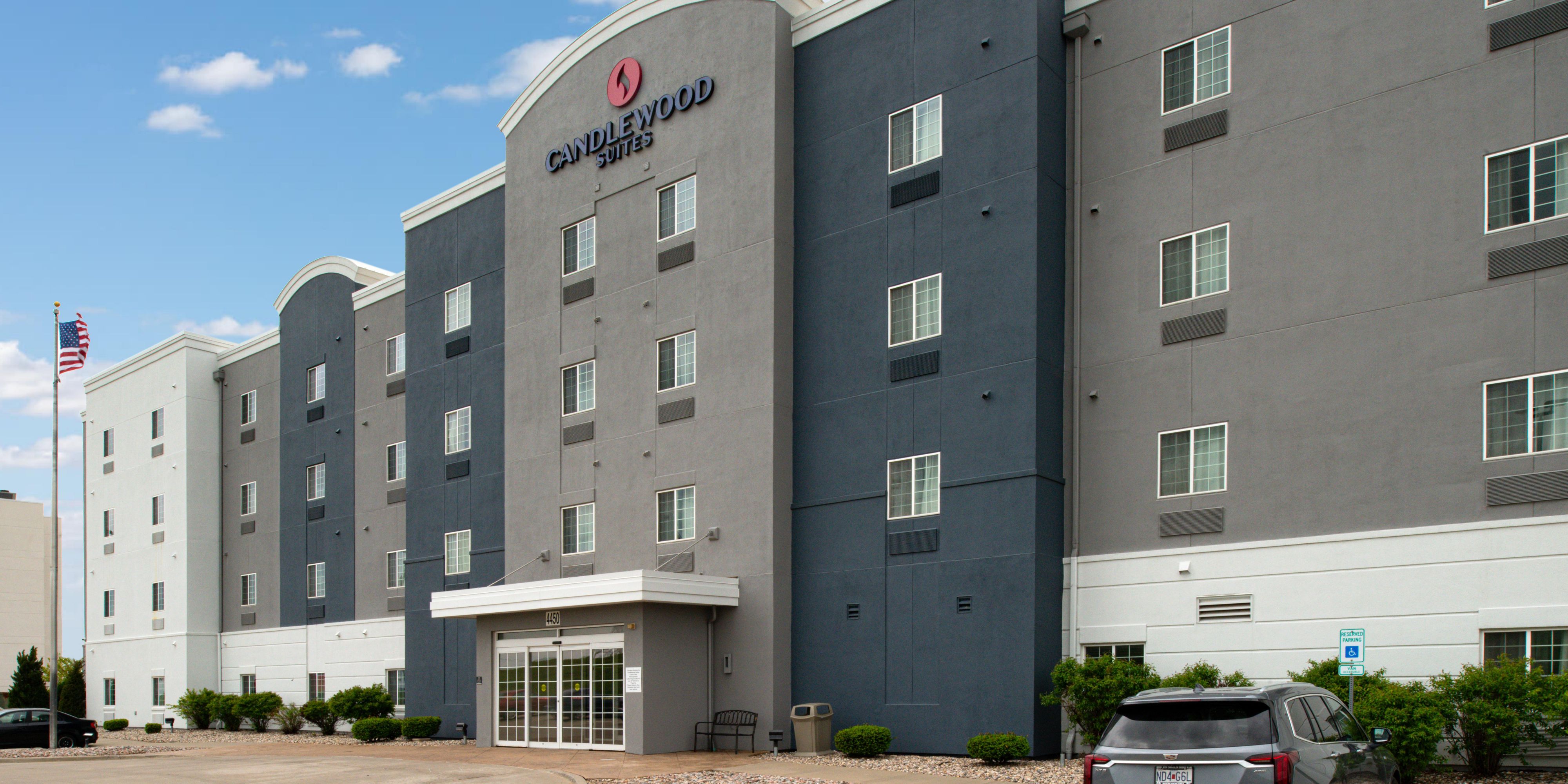 Candlewood Suites Kansas City Northeast