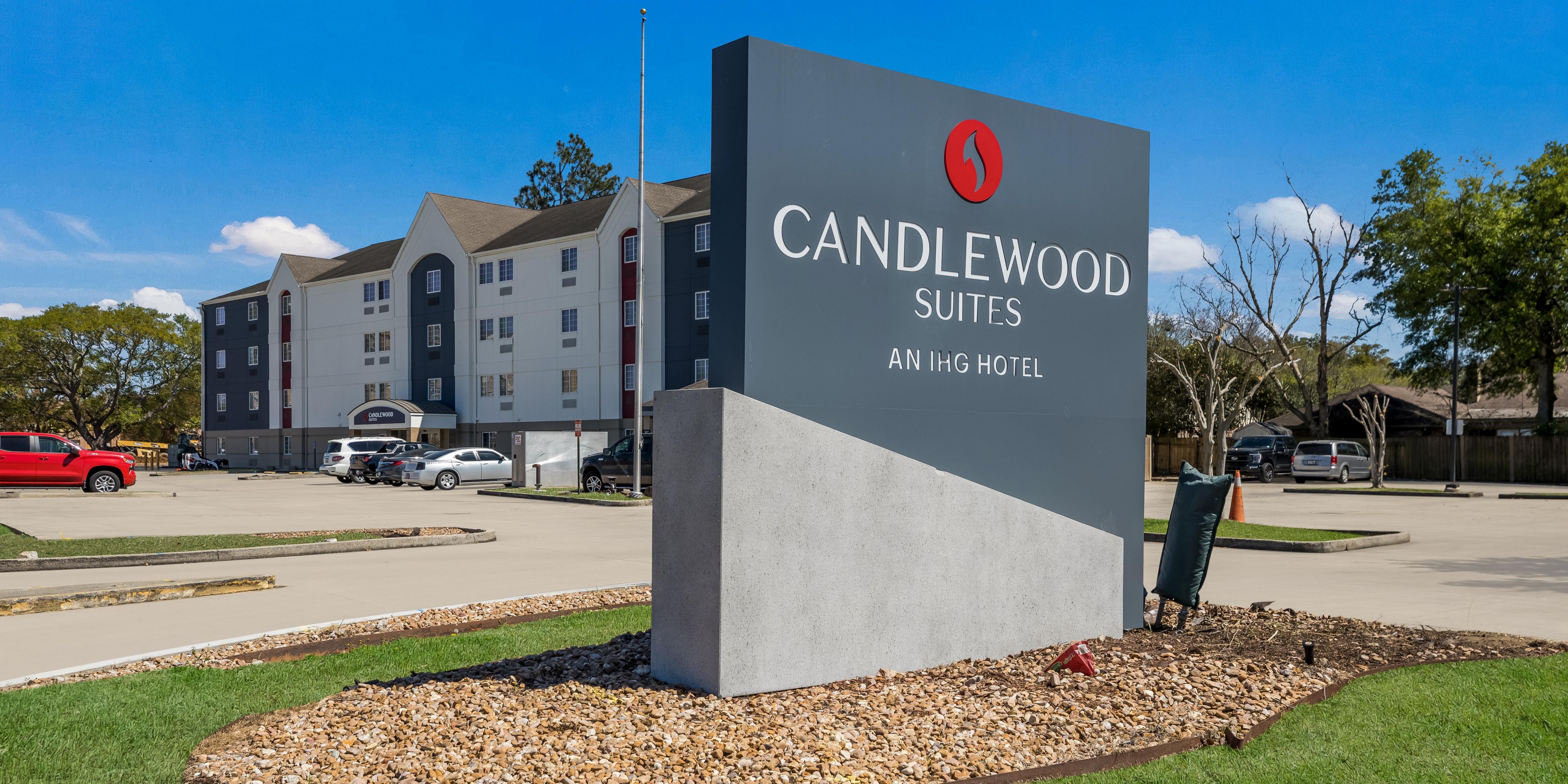 Candlewood Suites Lafayette - River Ranch
