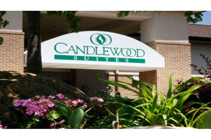 Candlewood Suites East Lansing