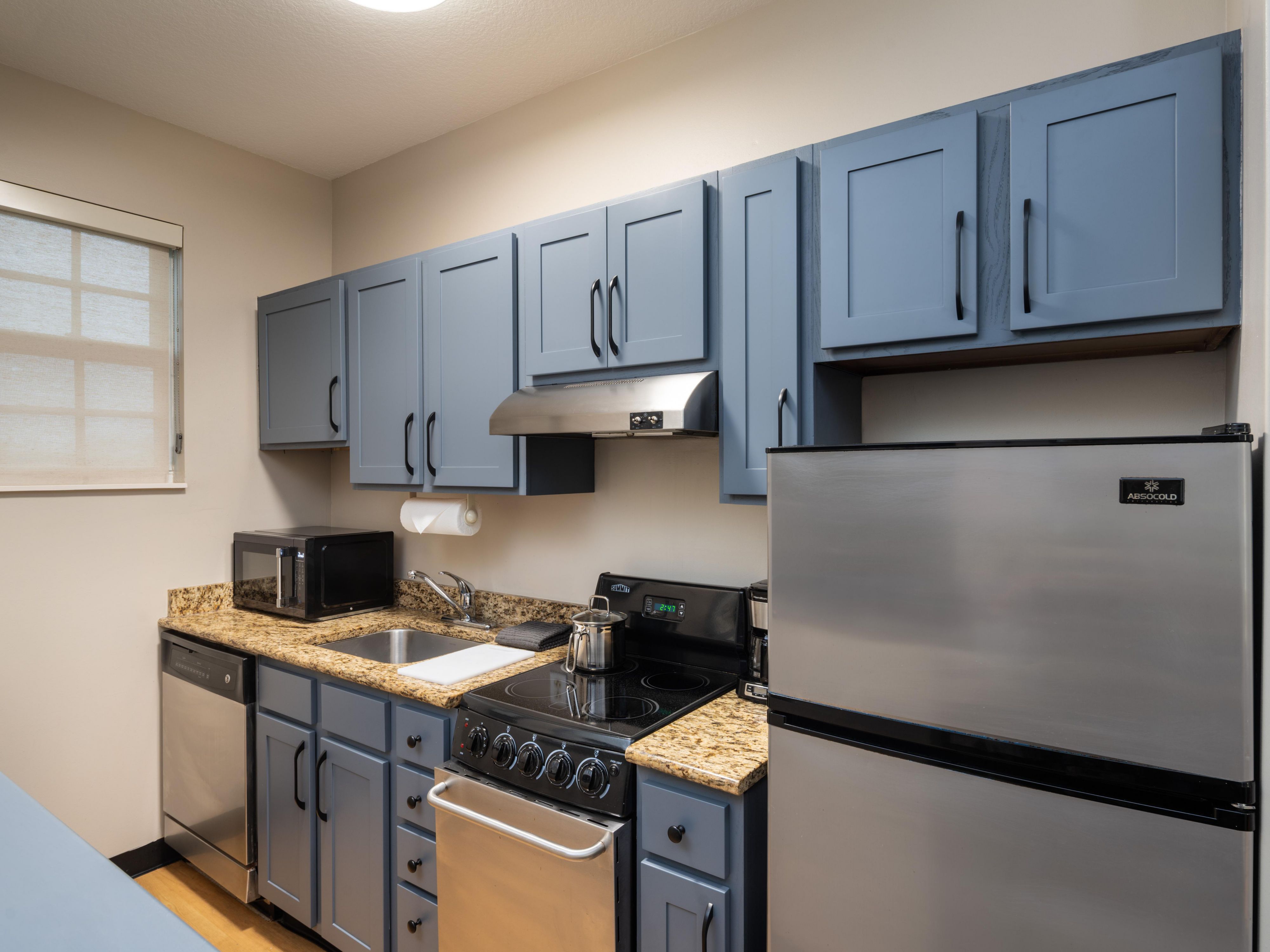 All suites have a fully equipped kitchen for your convenience including, a stove, full-size refrigerator, microwave, and dishwasher. 
