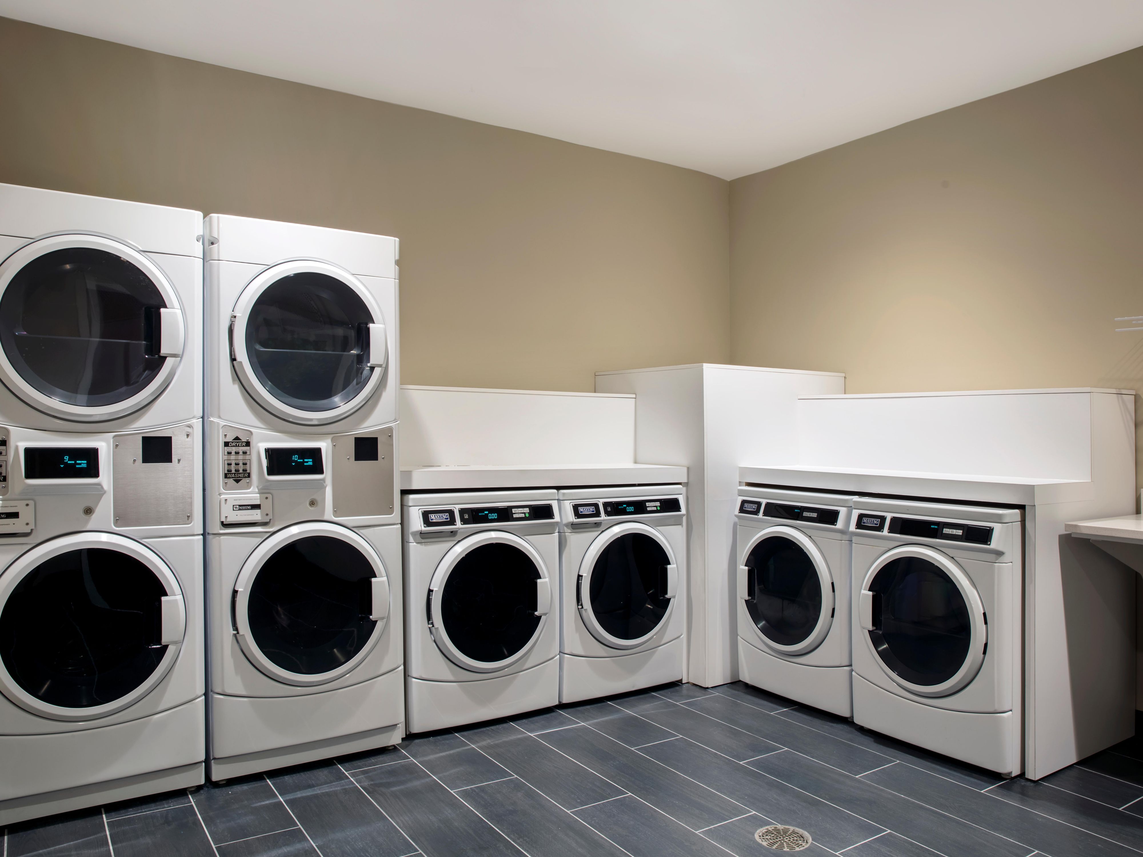 Take advantage of our complimentary onsite guest laundry facility during your stay.