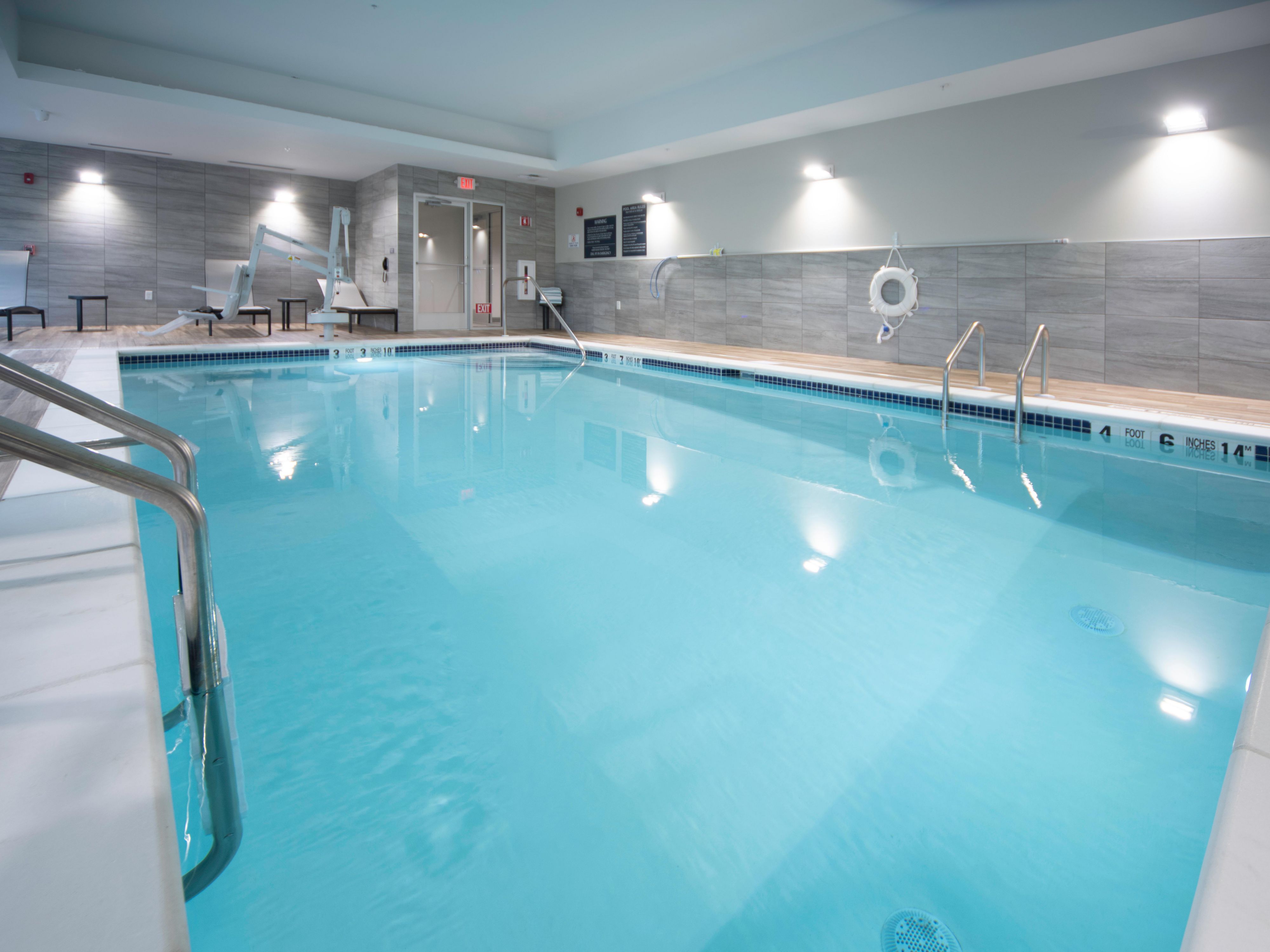 Unwind year-round in our refreshing indoor heated pool. Available daily from 6:00 AM to 10:00 PM, it's the perfect spot to relax after a busy day exploring Middletown, NY, or just to keep up with your fitness routine.