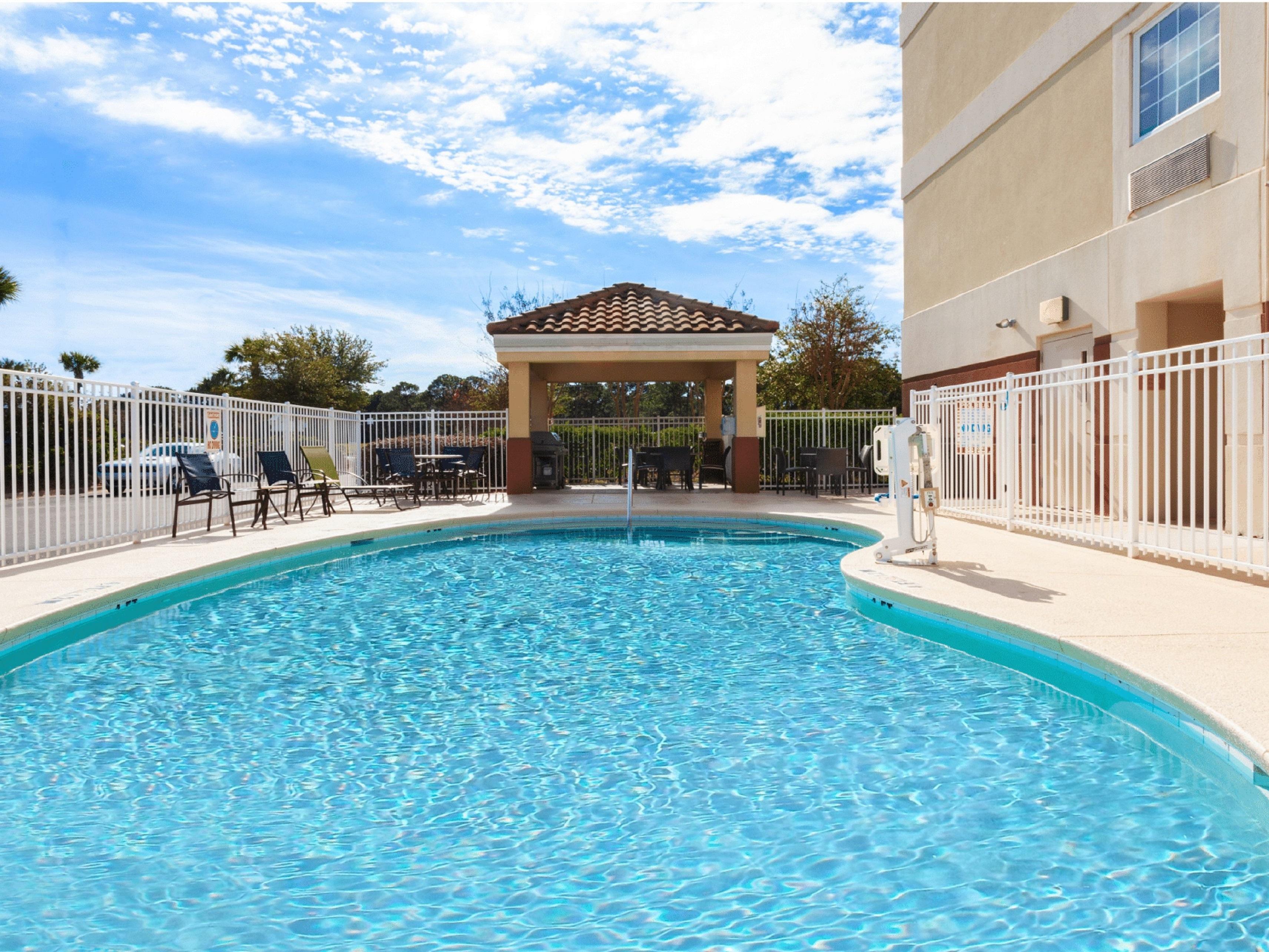 Relax with your friends and family at our seasonal outdoor pool. 