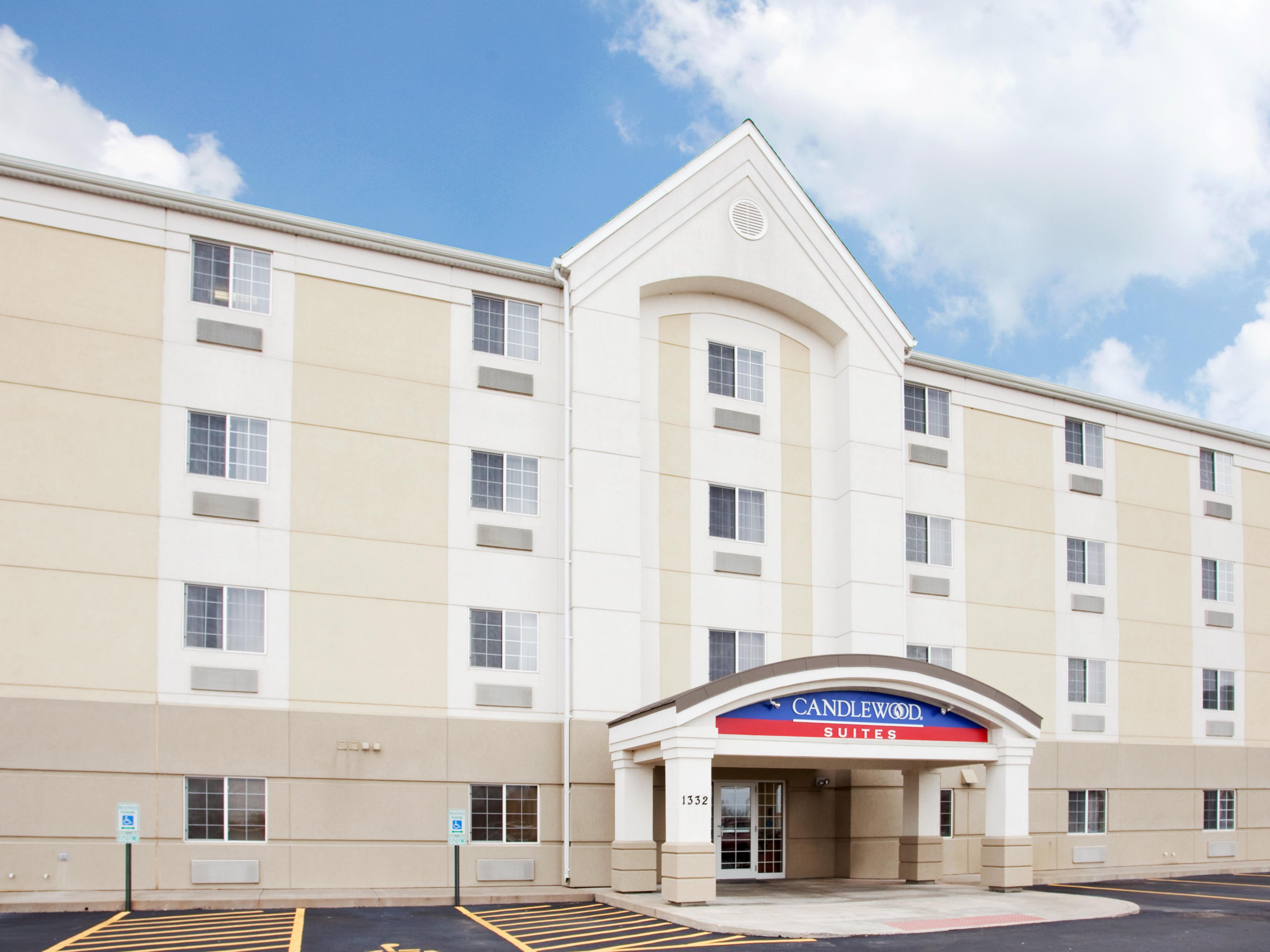 Candlewood Suites Ofallon Il St Louis Area Extended Stay Hotel In Ofallon Illinois