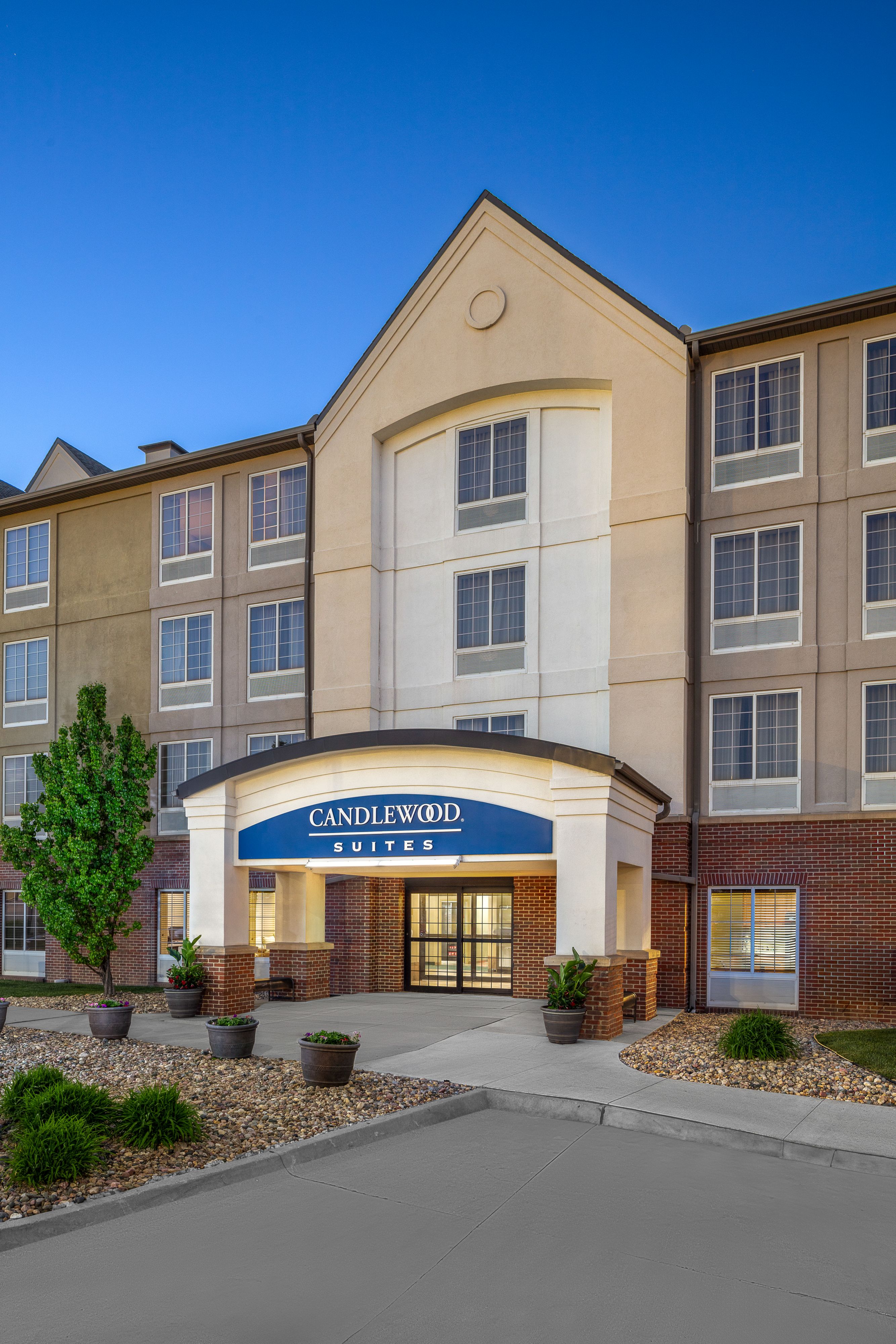 Candlewood Suites Omaha Airport