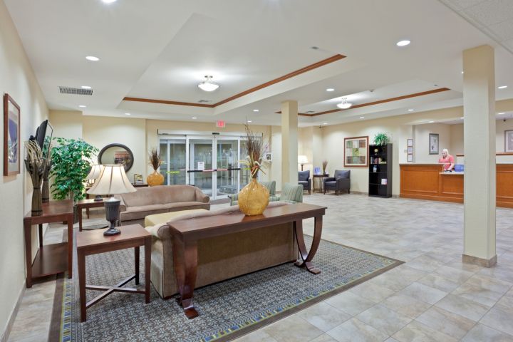 Candlewood Suites Portland-Airport