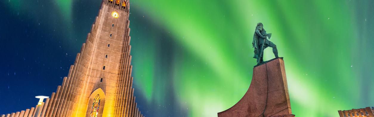 Discover Hallgrímskirkja under the Northern Lights in Reykjavík
