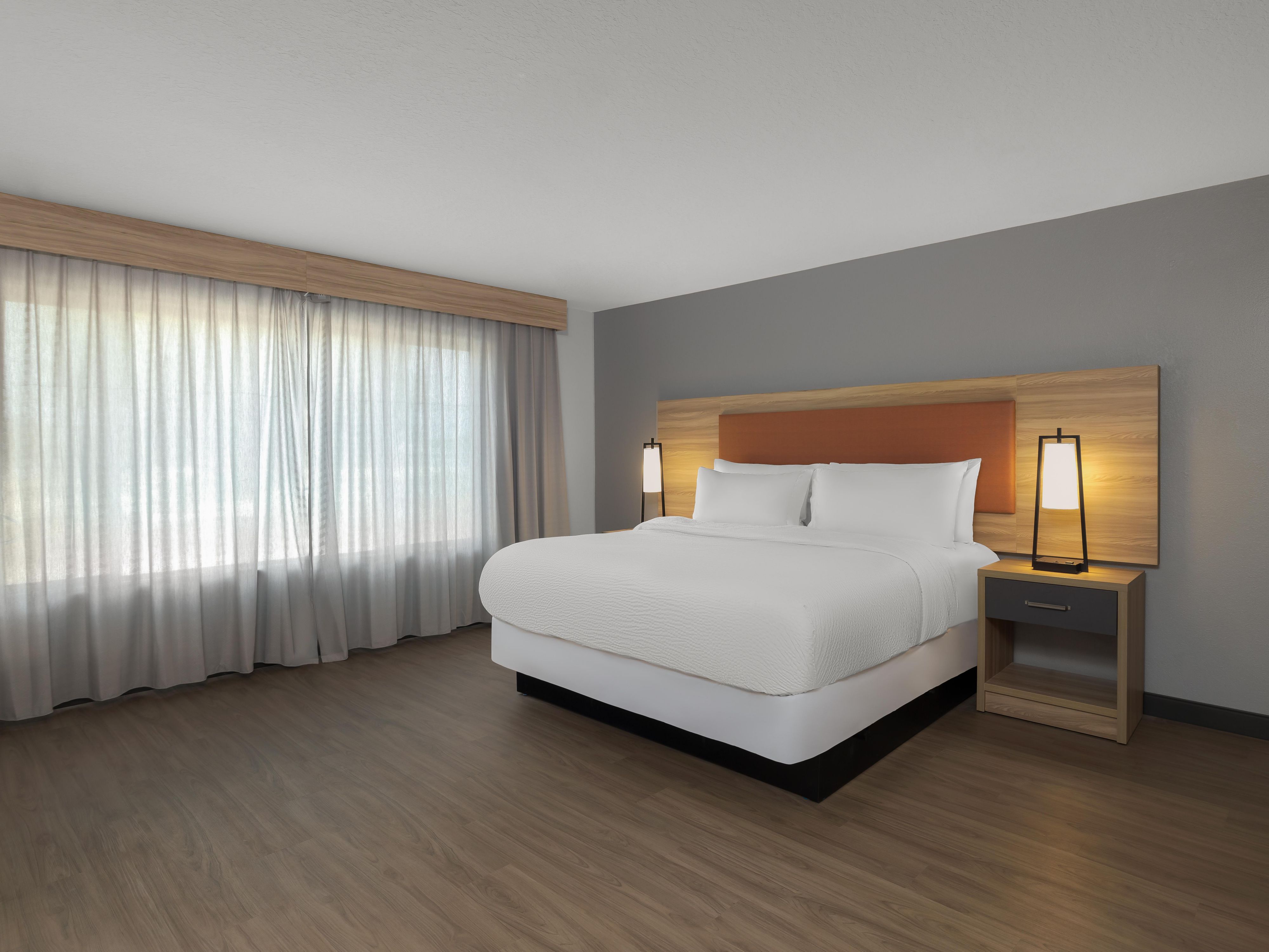 Accessible king suite