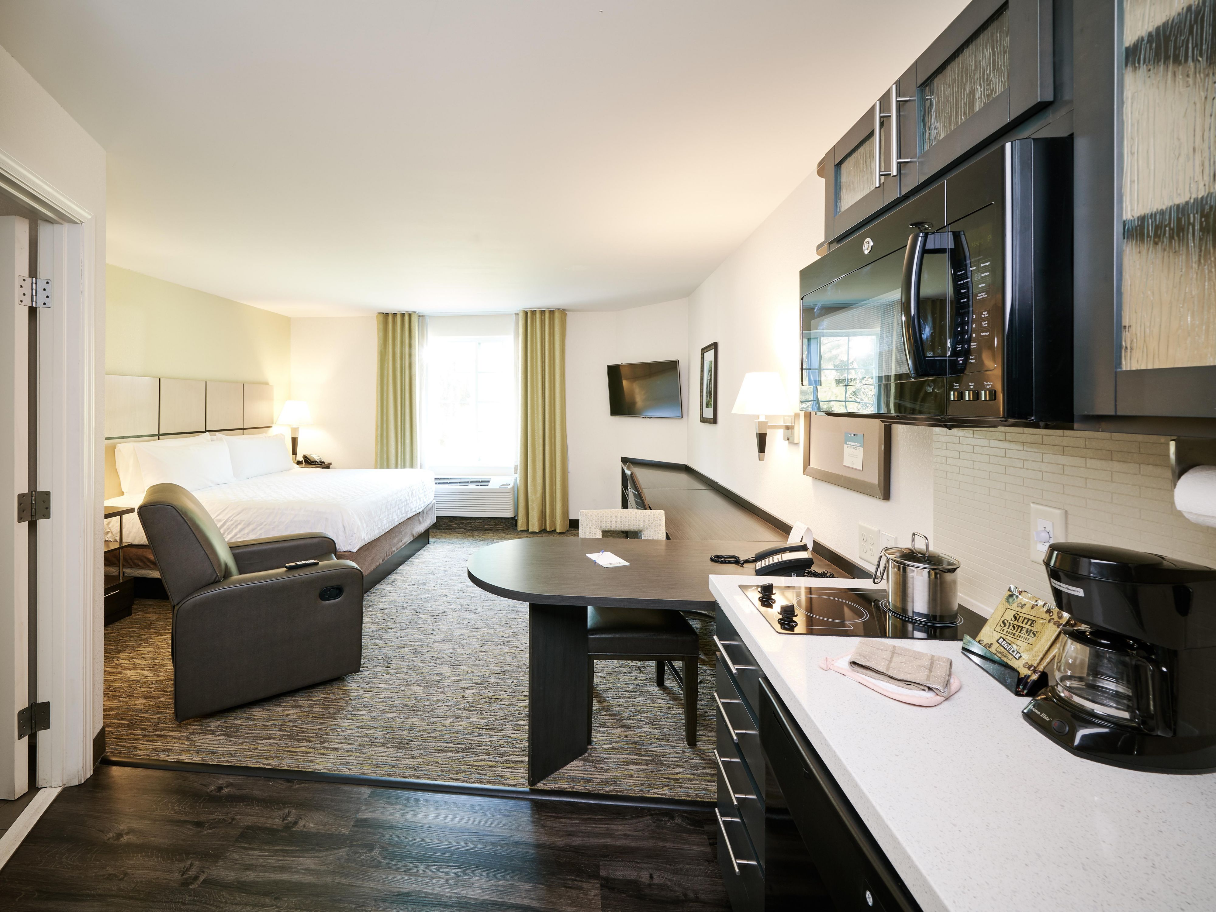 Studio suite
