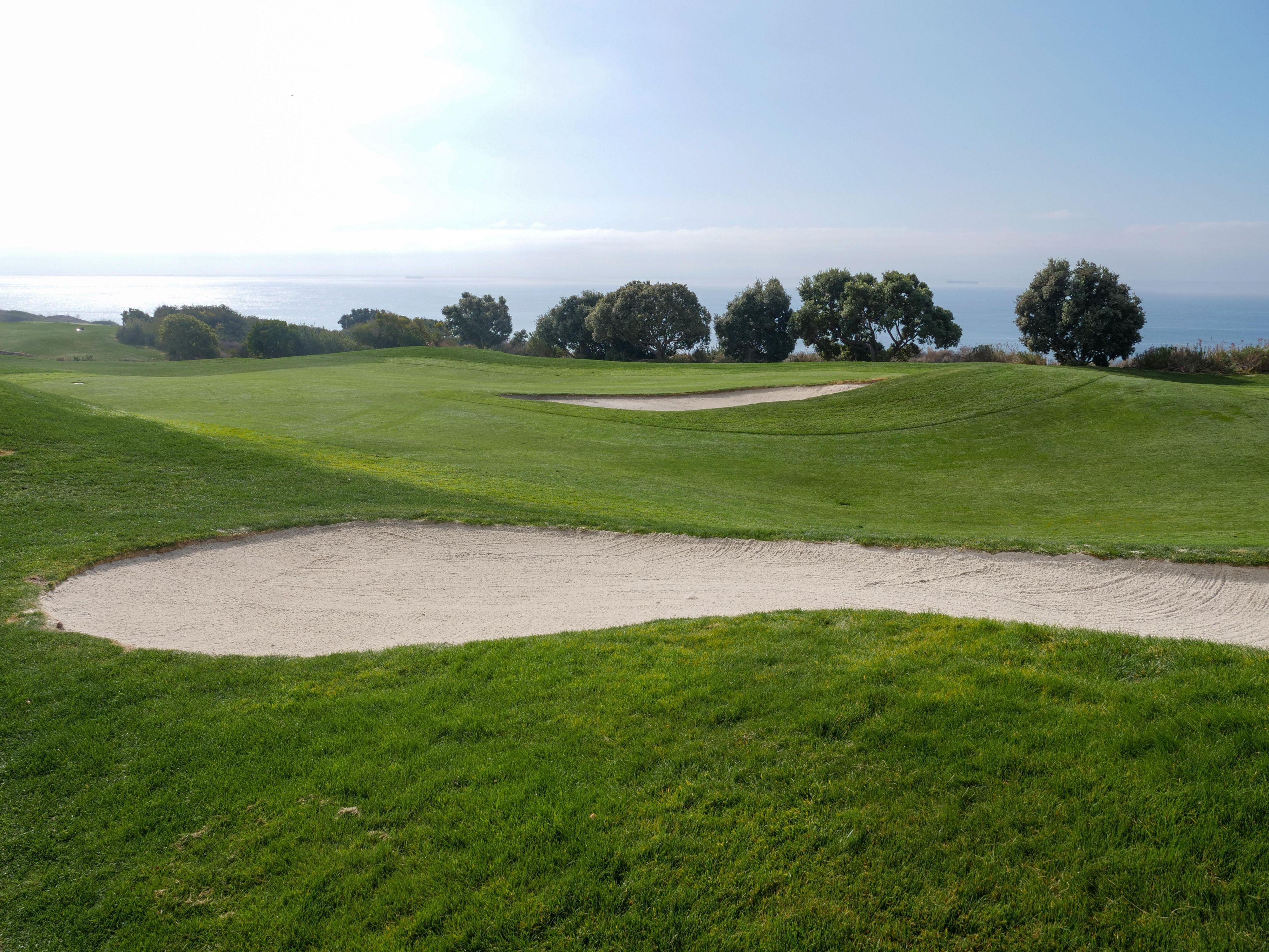 Temperate year-round weather in Santa Maria Valley is par for the course. If your perfect weekend getaway includes a round of golf, find your next beautiful fairway here.