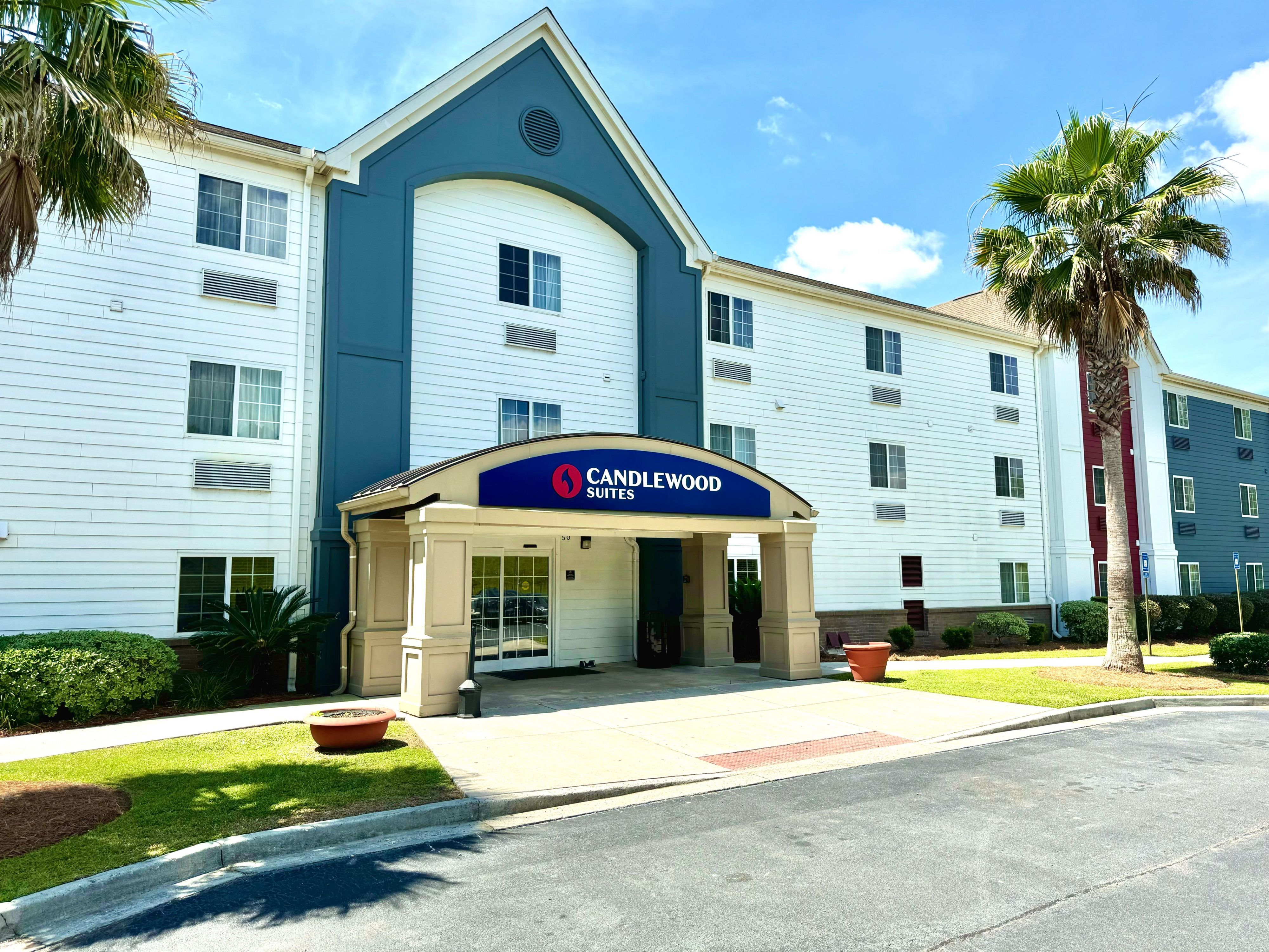 Hotel Suites Near Savannah Airport | Candlewood Suites Savannah Airport