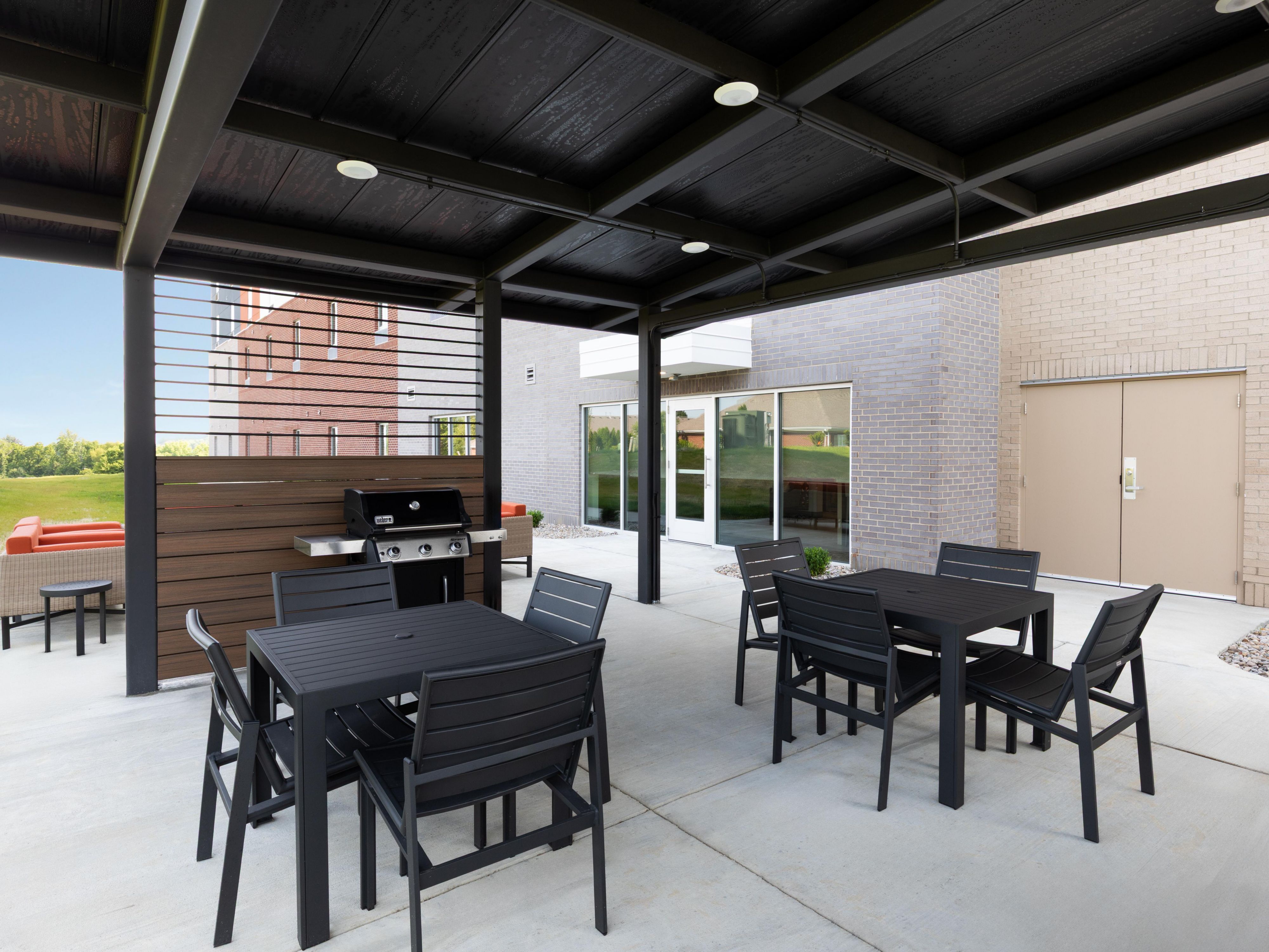 Courtyard with BBQ