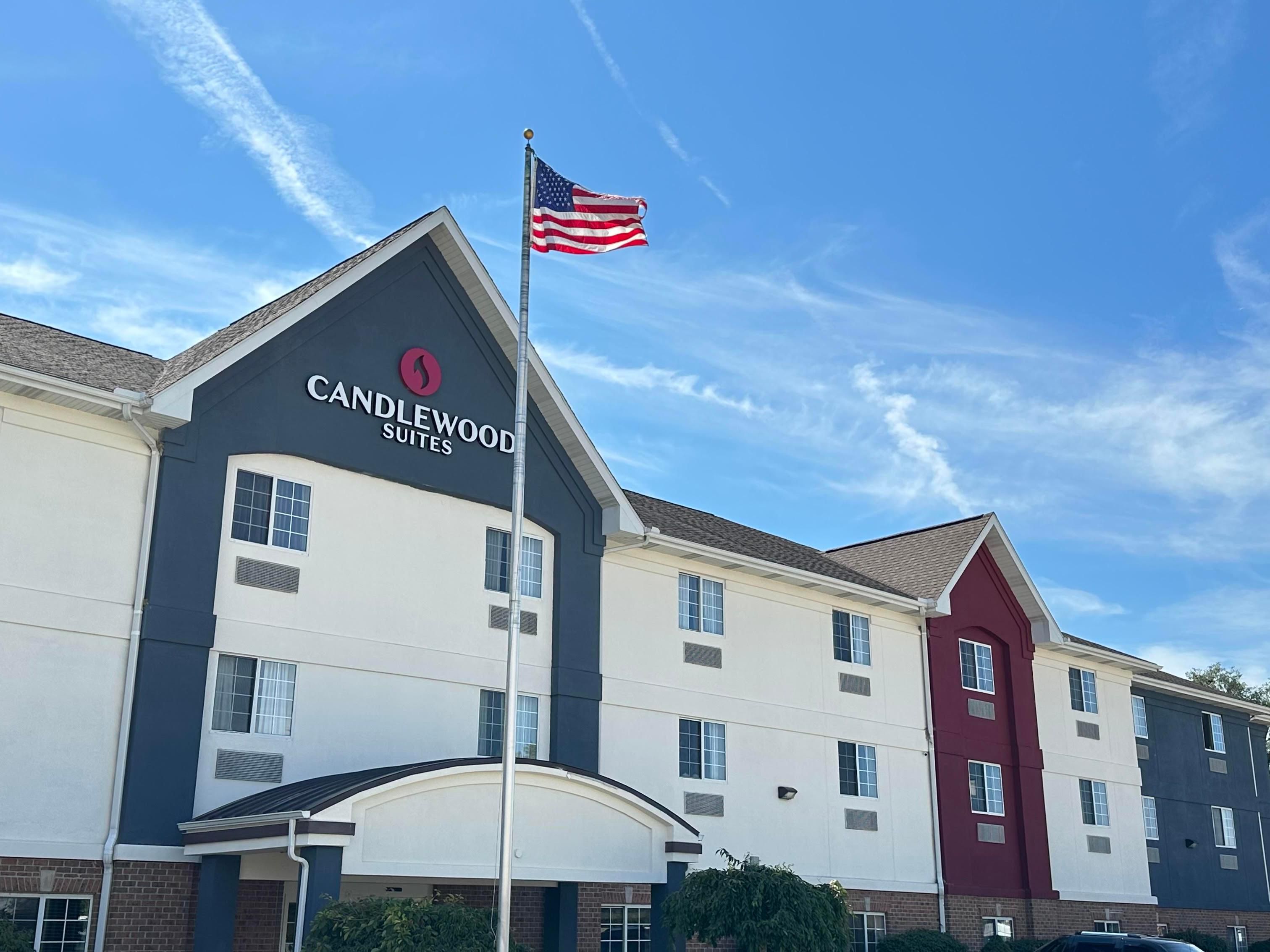 South Bend Hotel  Candlewood Suites South Bend Airport