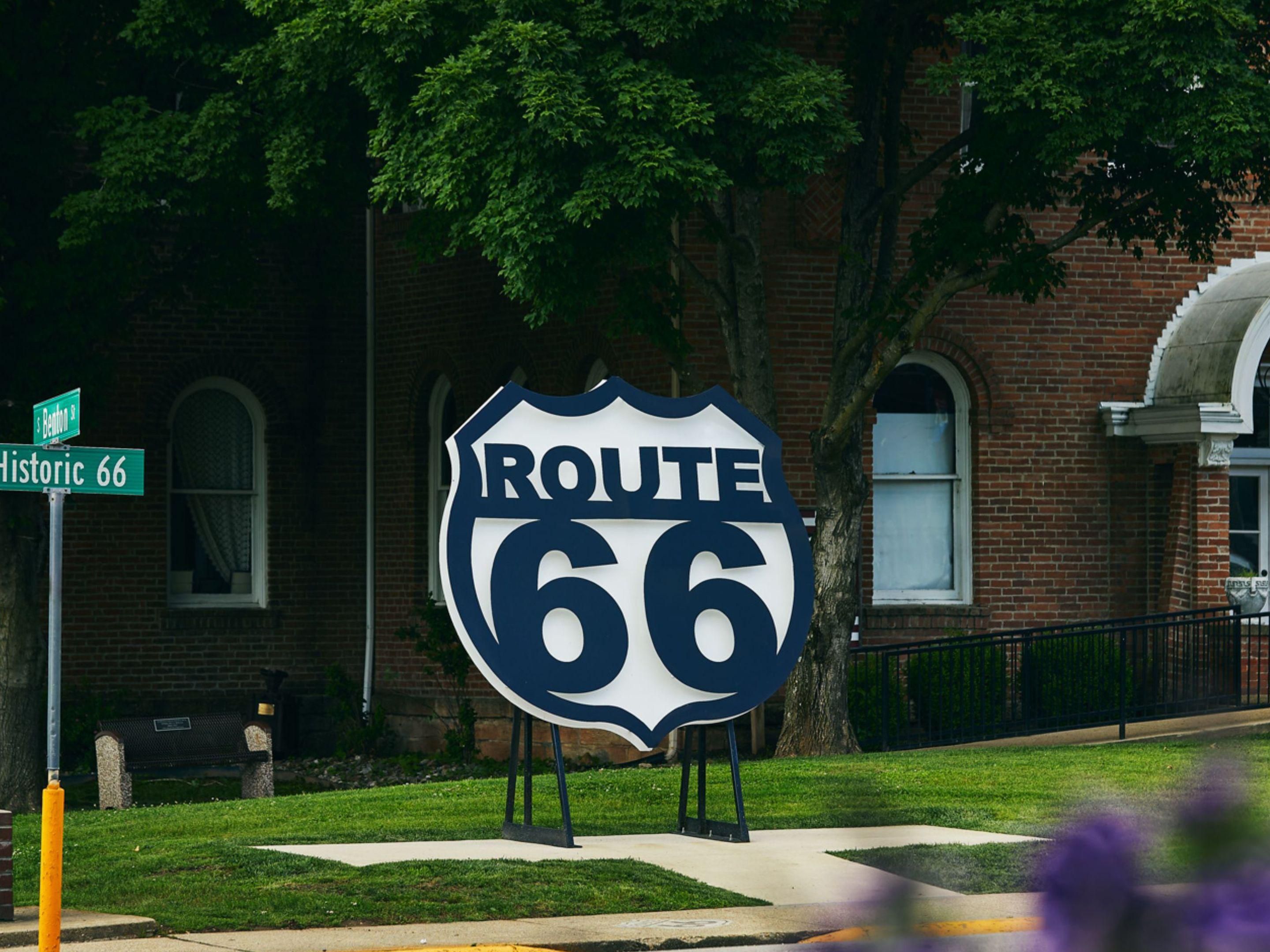 Don’t miss this iconic photo op in downtown Waynesville! This massive 8x8 ft., 1,000-pound Route 66 shield was installed in 2020 and sits proudly near the Pulaski County Museum. It’s a tribute to the road’s legacy—and perfect for selfies, group shots, and history lovers alike. Leashed pets welcome!