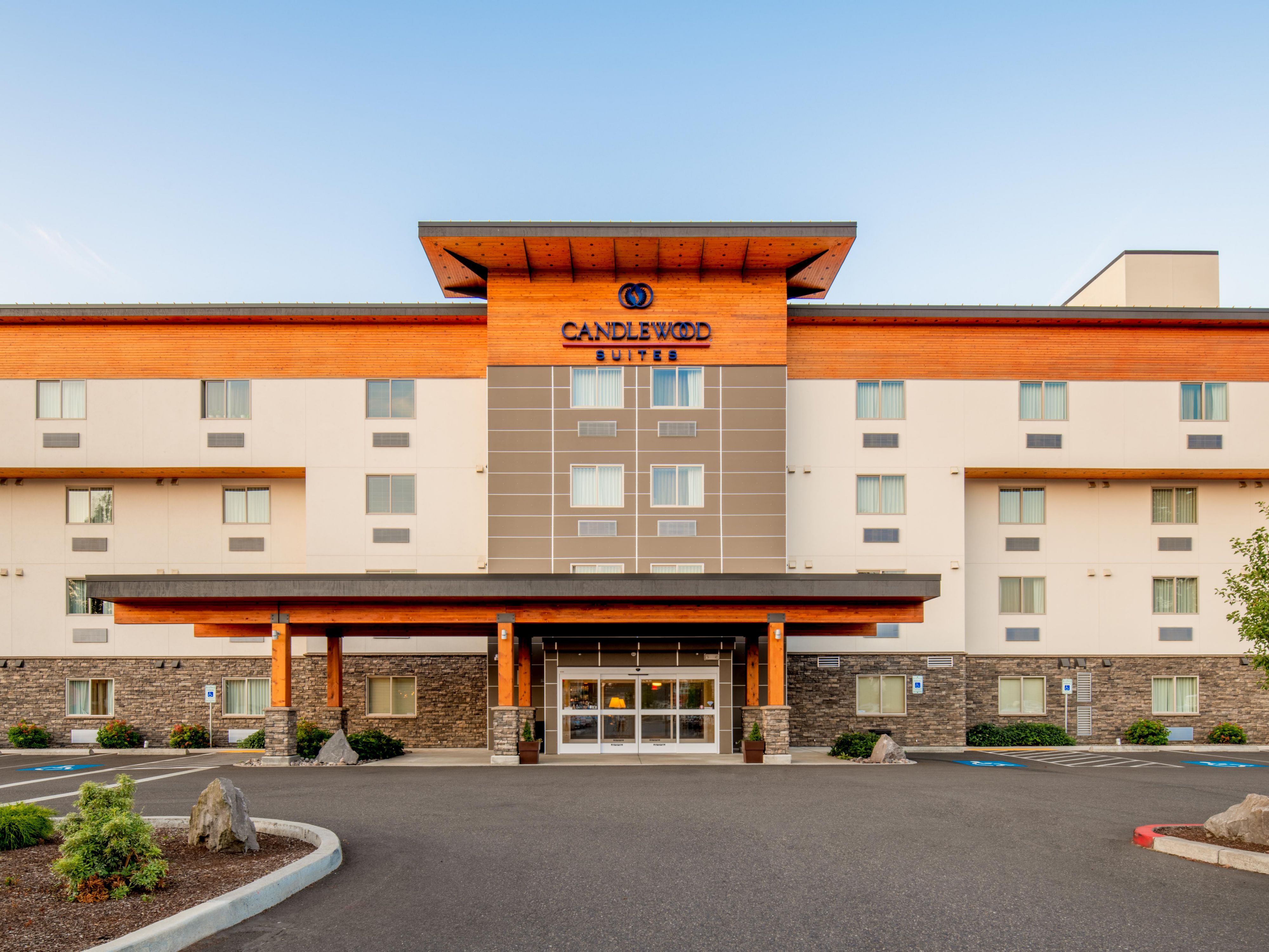 PetFriendly Hotel In Vancouver, WA Near Portland Candlewood Suites