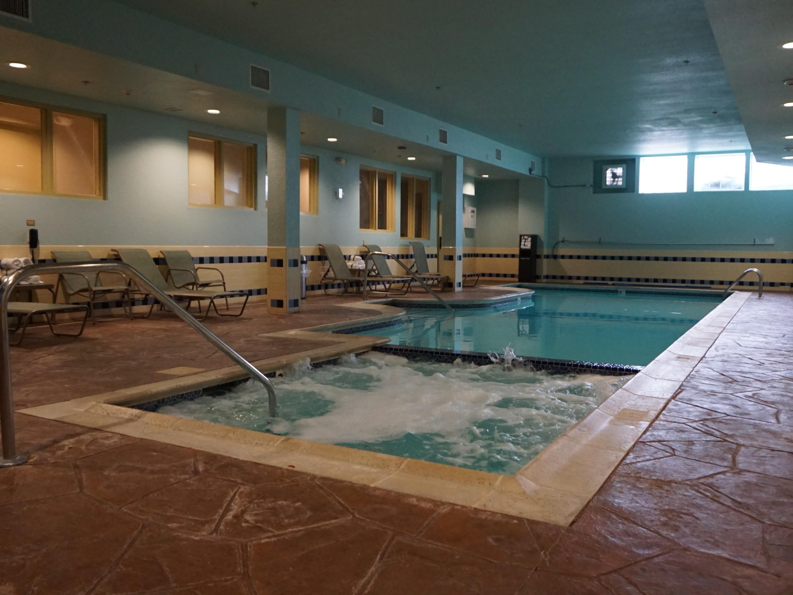 Hot Tub and Heated Pool