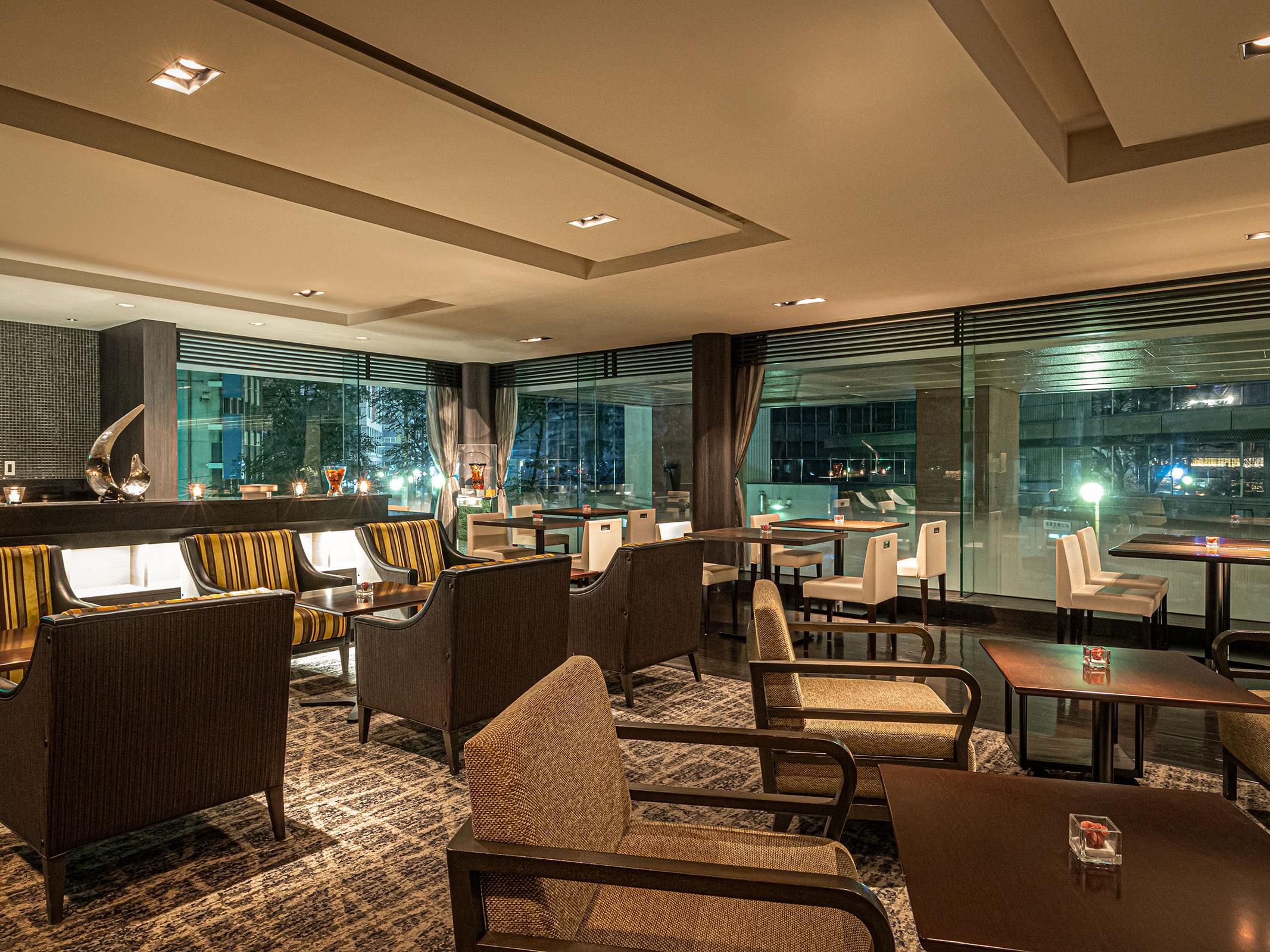 Club Lounge
