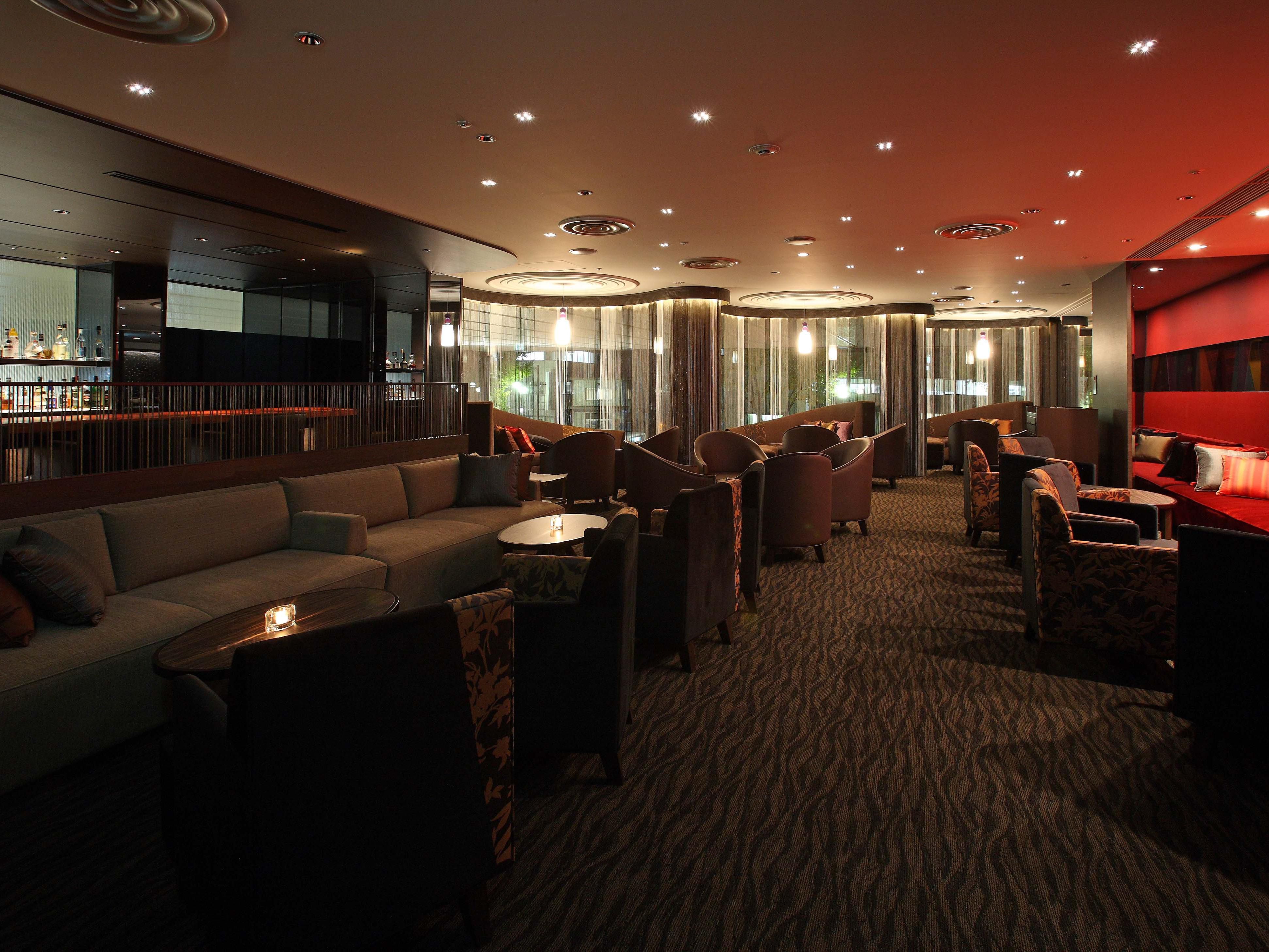 A moody and romantic atmosphere accompanies the Mezzanine Bar. For the whiskey connoisseurs, an excellent selection of bottles can be found here, with a special collection kept on hand for frequent VIP guests. Locally known for its trendy fruit cocktails, Mezzanine Bar is a great place to spend an evening or afternoon with friends.
