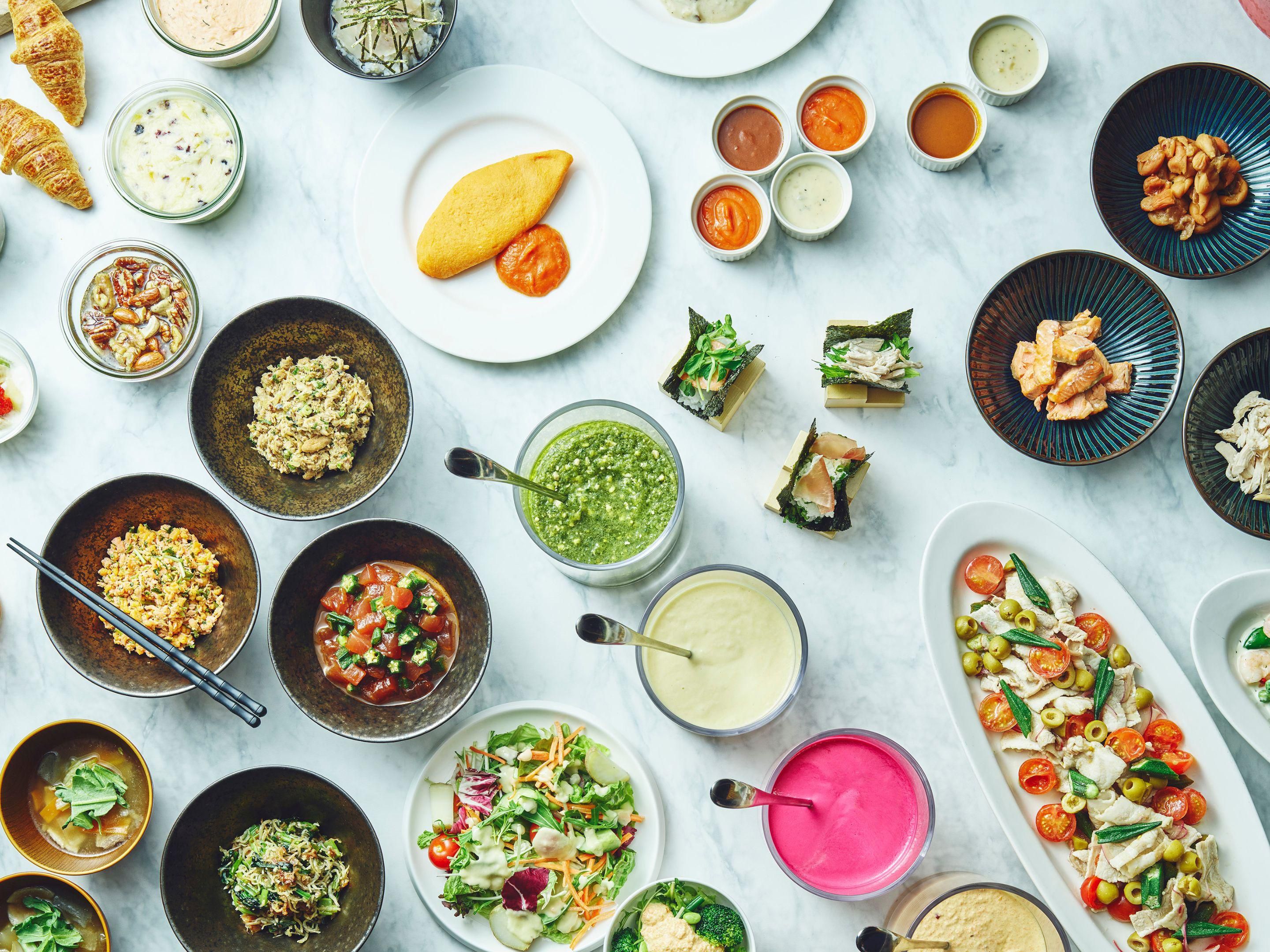 Experience a breakfast unique to Ishikawa, elevated to premium levels with our carefully curated selection of 'THE 10' signature dishes. At the 'Local Gourmet Kitchen', our chefs, led by the head chef, showcase their mastery by presenting mouthwatering creations that celebrate local flavours.