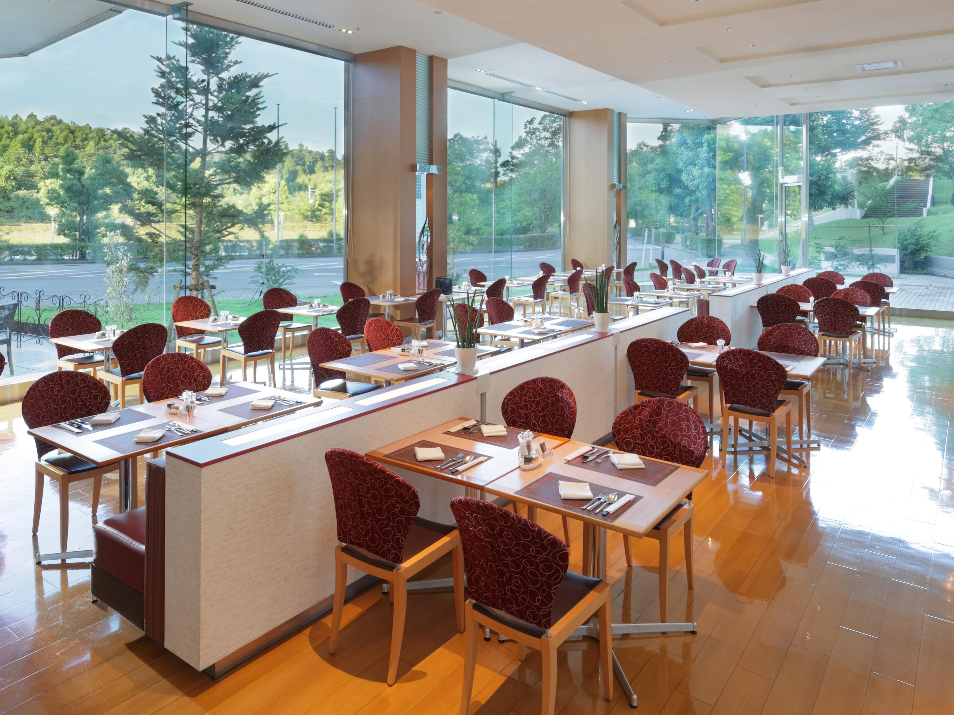 Restaurant Cafe Ceres showcases a wide variety of dishes from breakfast to dinner, using only the freshest ingredients to please your palates. Our menus that offer seasonal flavors, and impeccable service are sure to bring you an enjoyable dining experience.