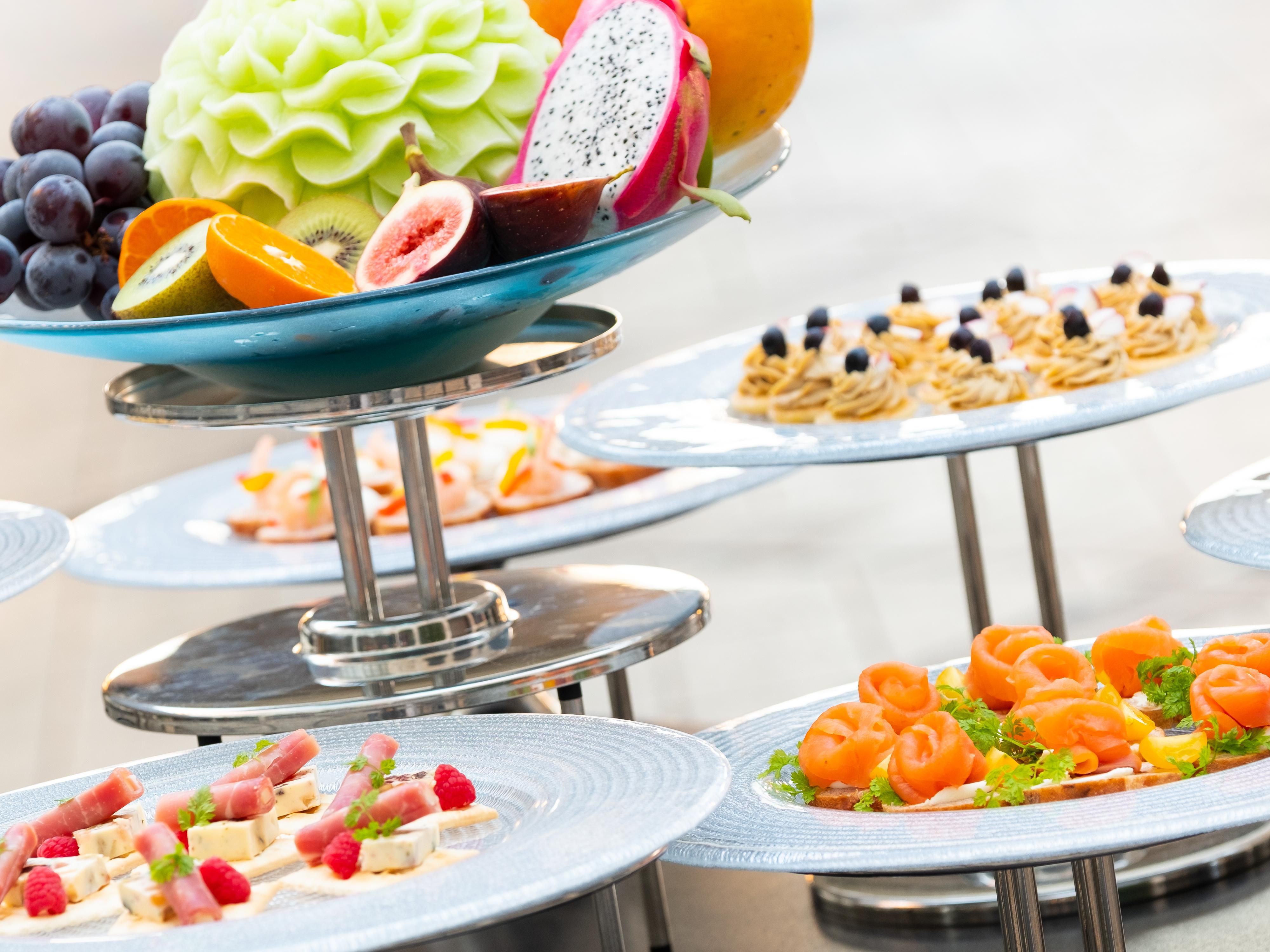 Our hotel features 13 event rooms, from theater-style rooms that seat up to 800 to smaller rooms for private meetings. Our Crowne Event Team will ensure your event runs smoothly. Please contact us for our updated safe event guidelines and procedures.