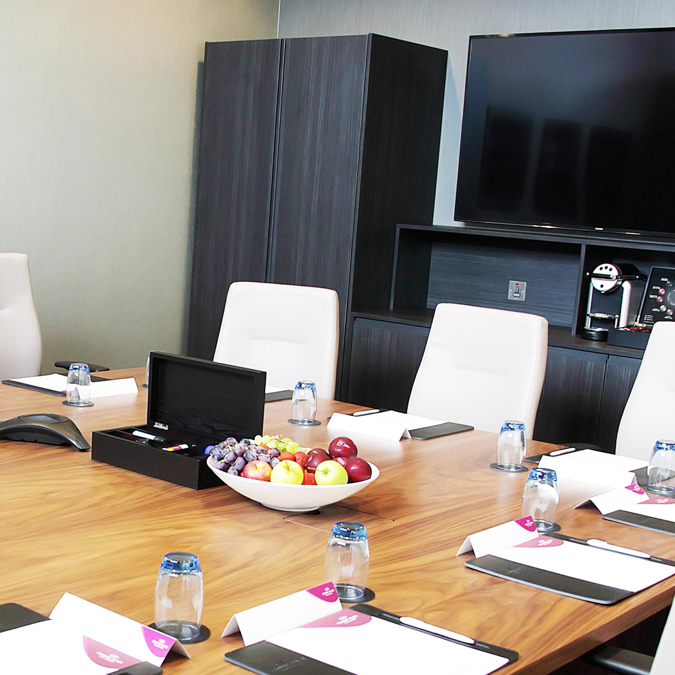 Crowne Plaza Aberdeen Airport Executive Boardroom