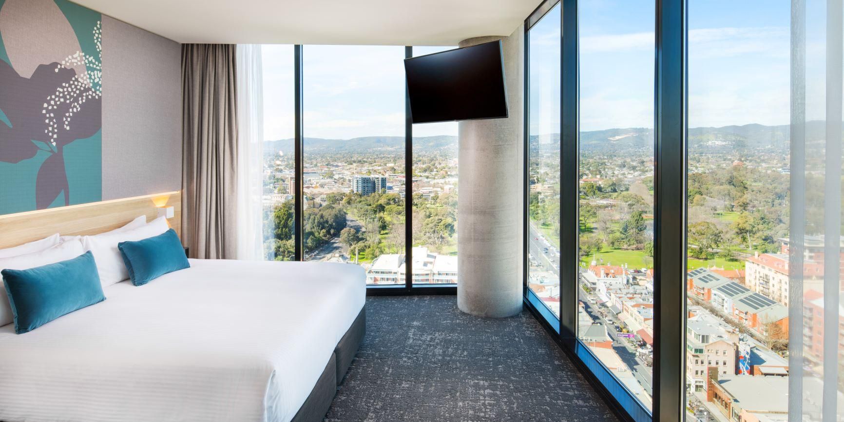 Crowne Plaza Adelaide Photos Of Adelaide Hotel