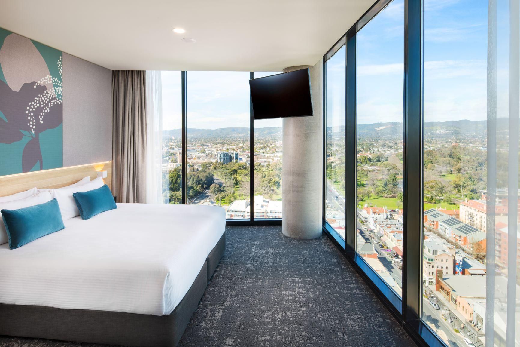 King Premium Room Adelaide Hills View
