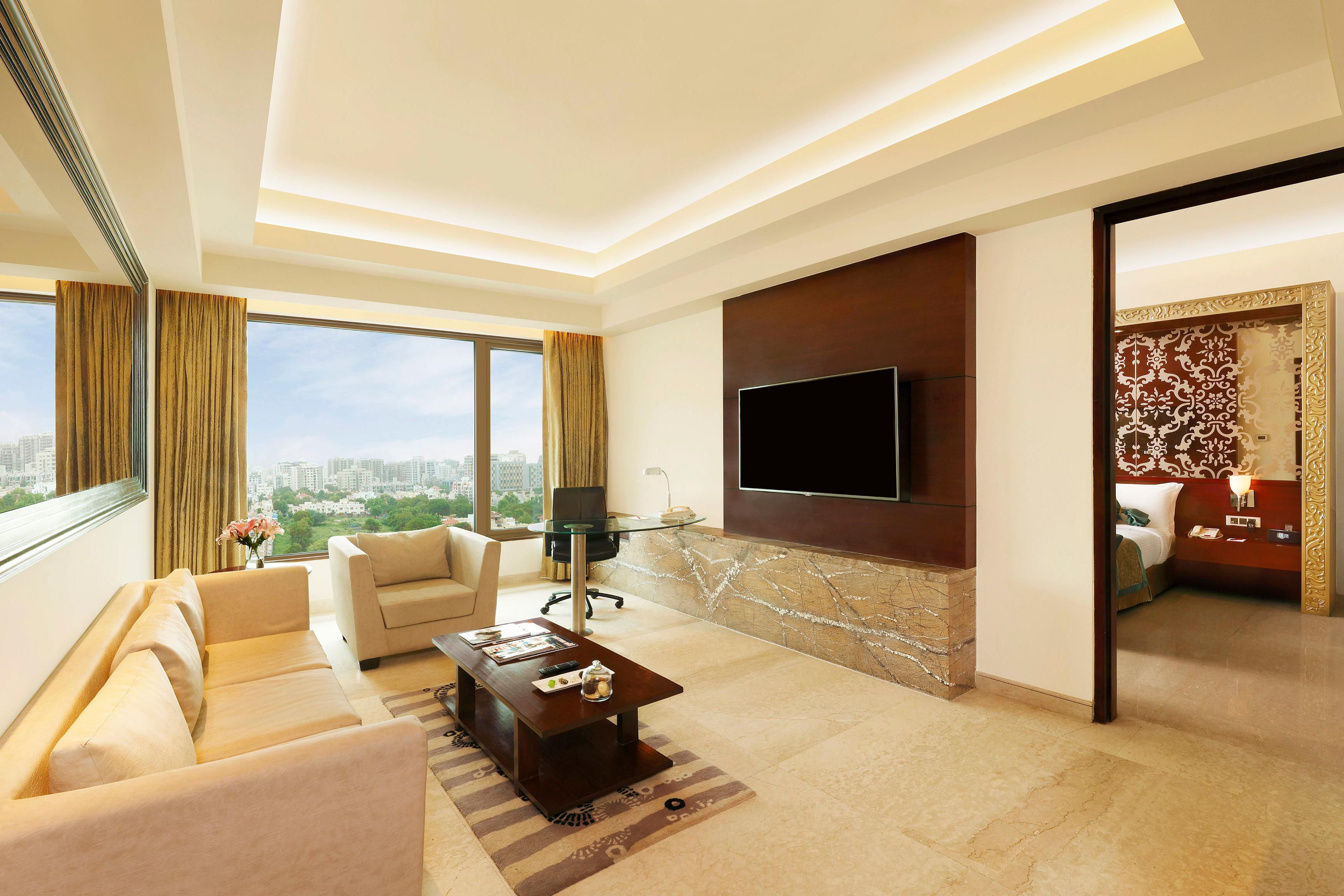 Executive Suite - Living area