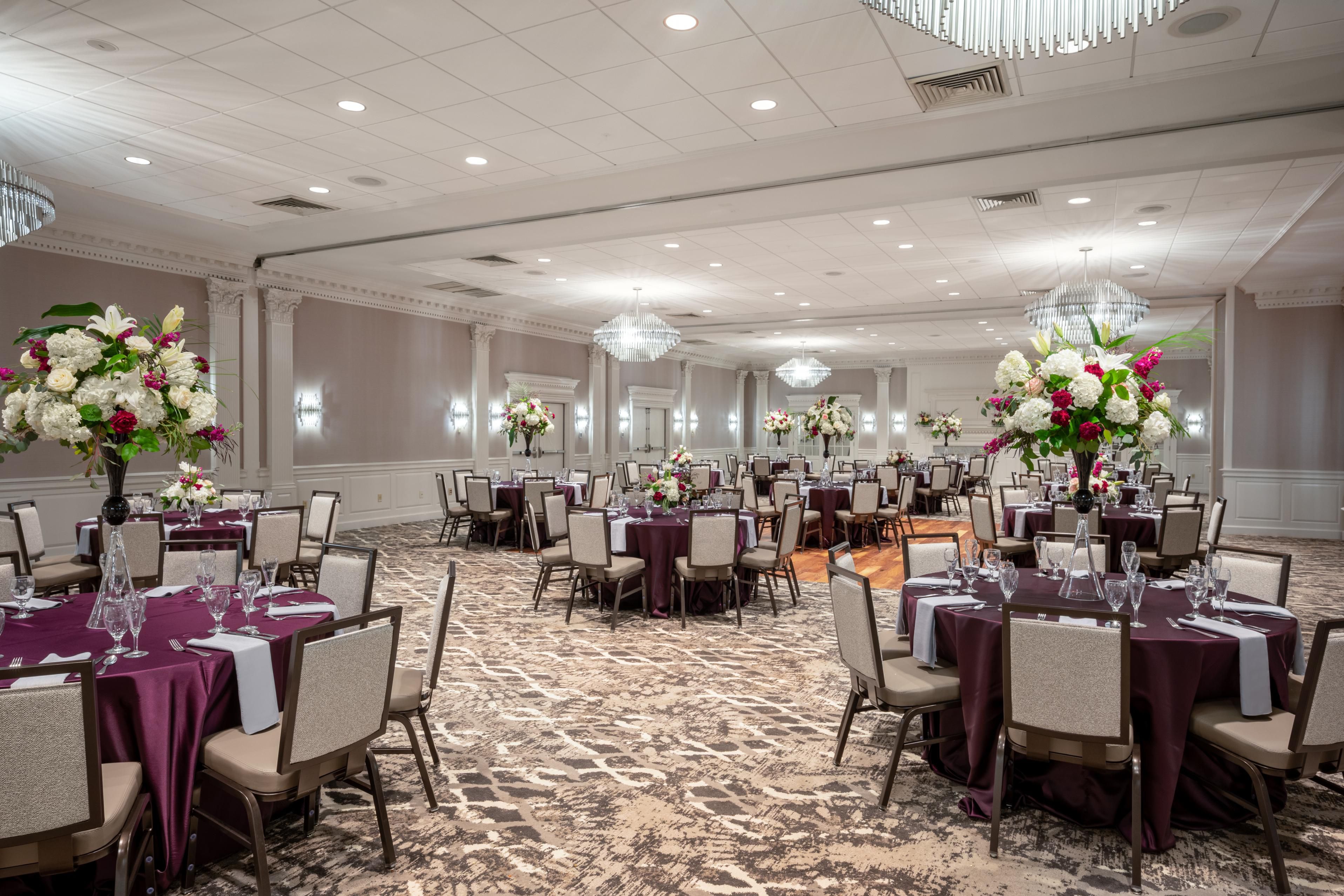 Host up to 280 at your wedding or gala in Fort Orange Ballroom