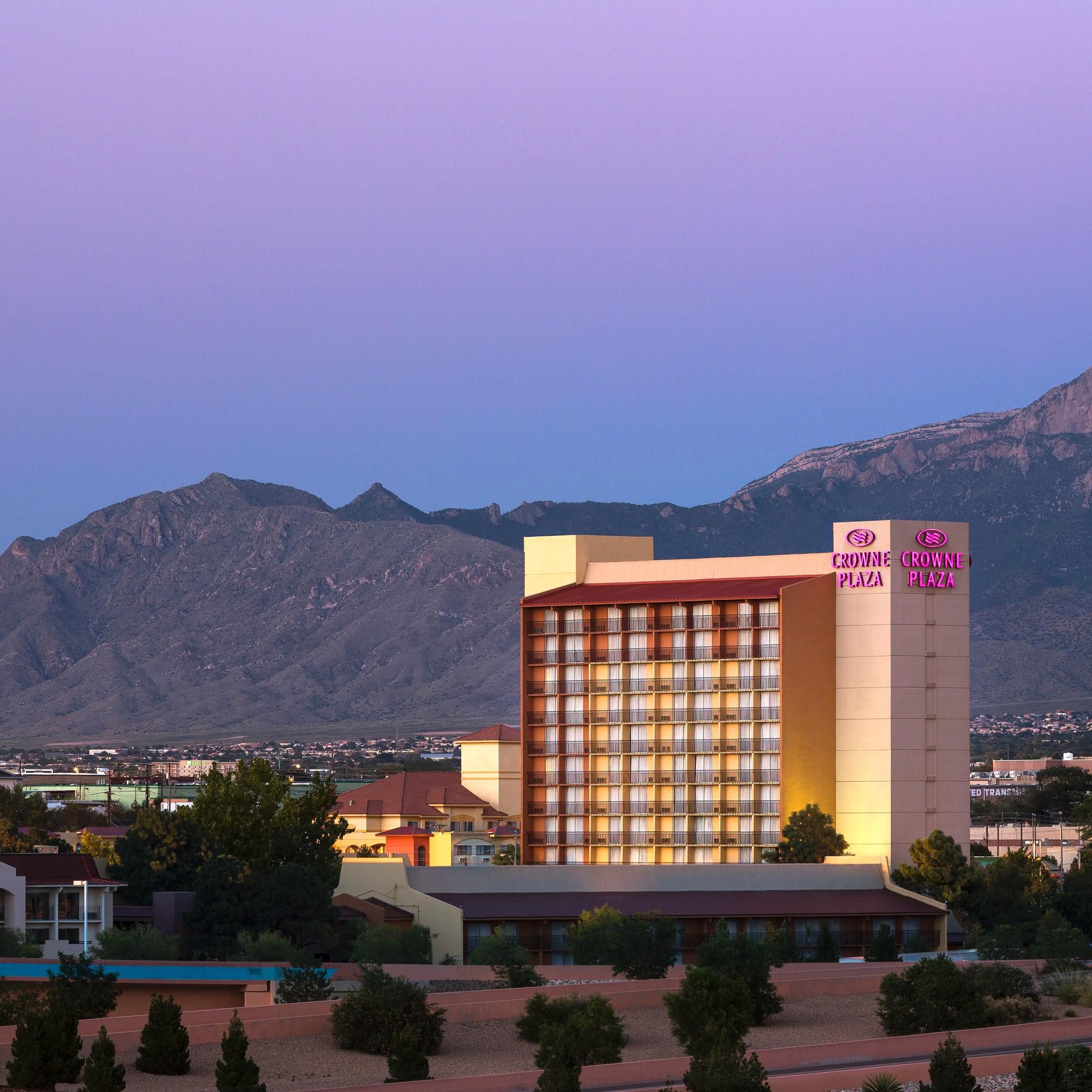 Welcome to the Crowne Plaza Albuquerque!