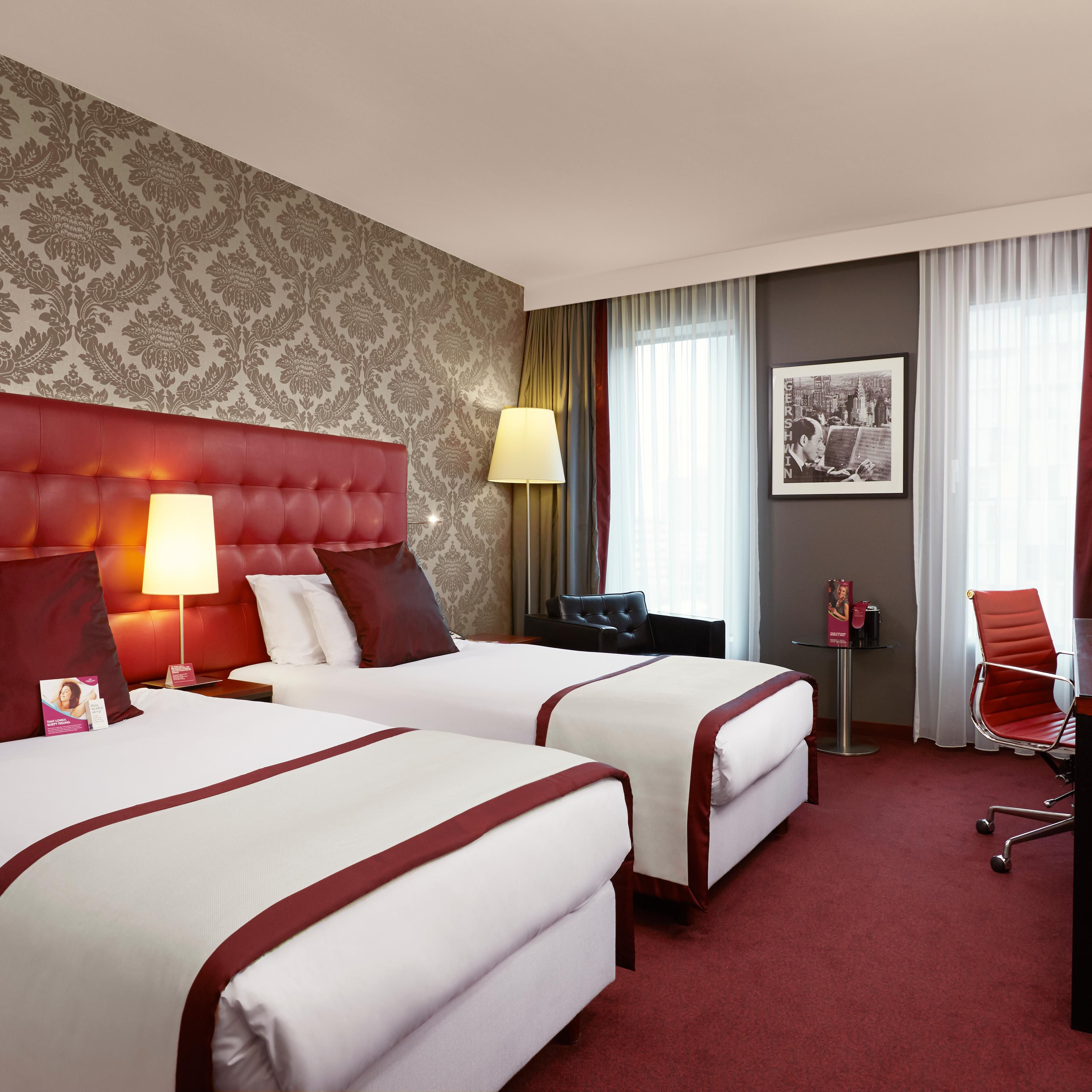Twin Superior room at the Crowne Plaza hotel Amsterdam South