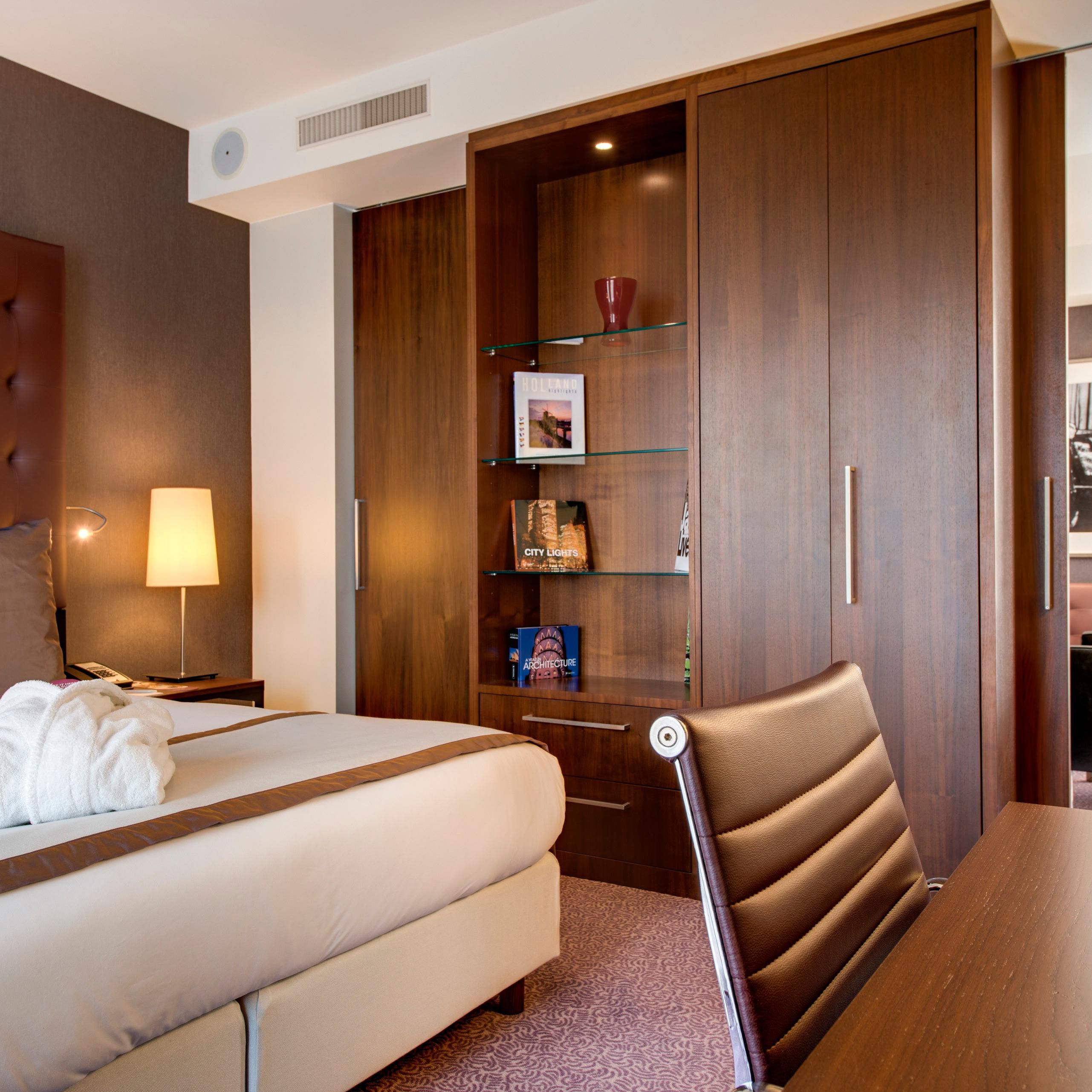 Prachtige Junior Suite van het Crowne Plaza hotel Amsterdam South