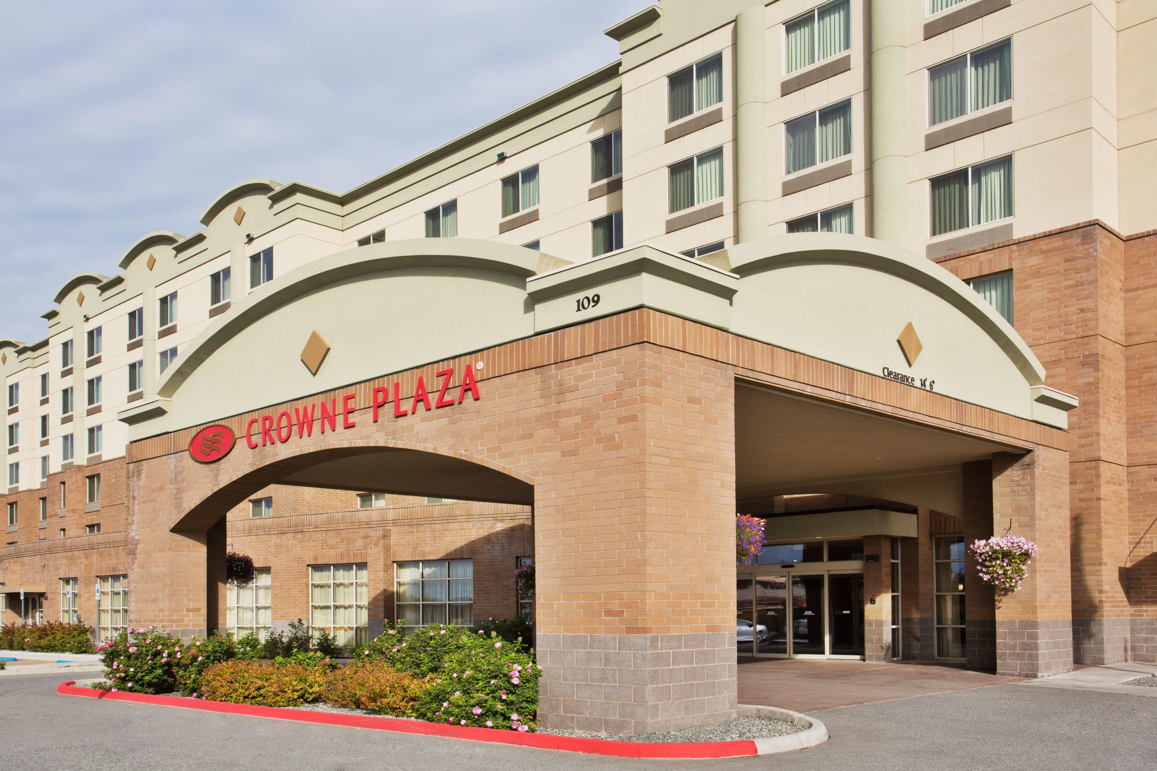 Welcome to Crowne Plaza Anchorage-Midtown