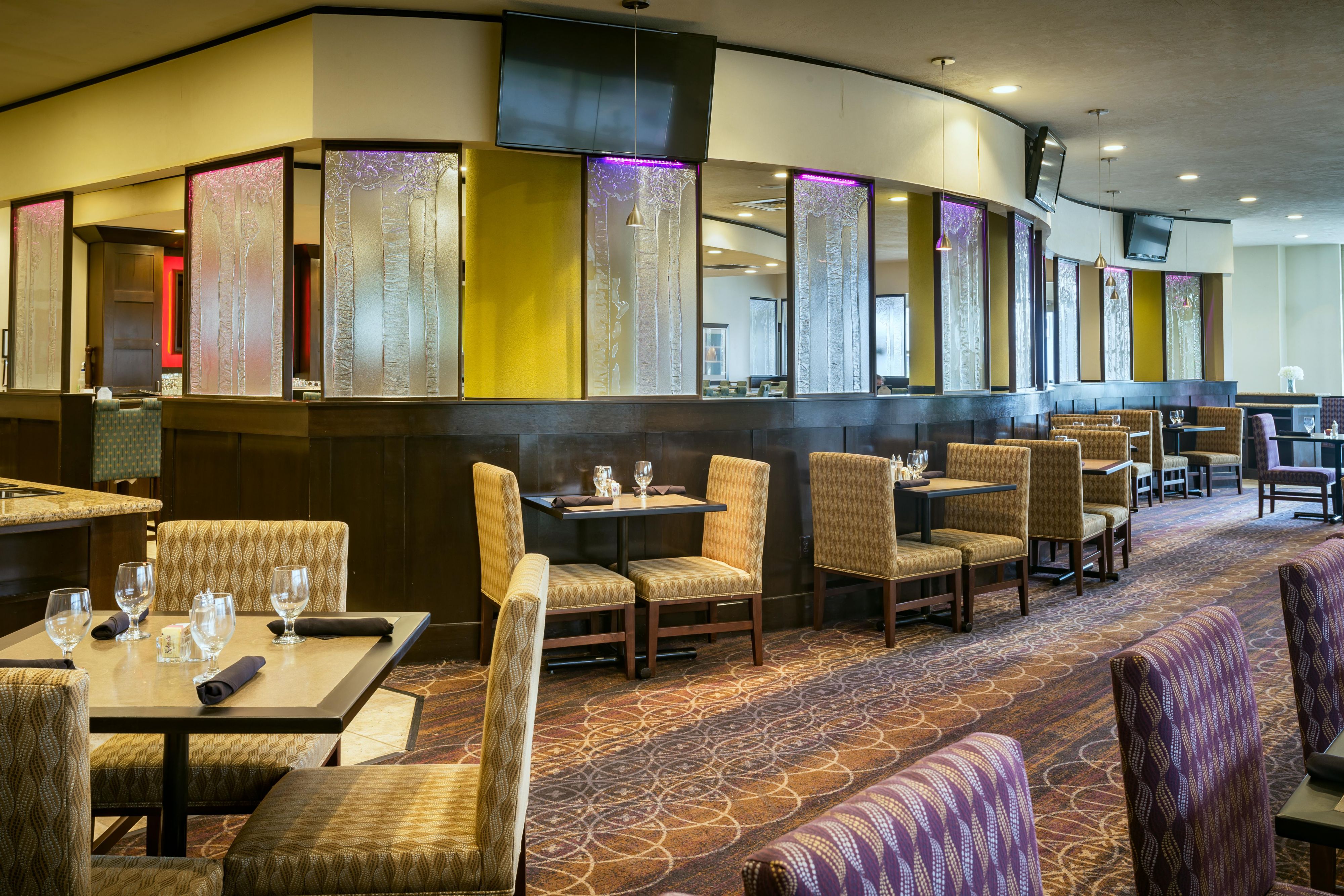 Anchorage Hotels | Crowne Plaza Anchorage-Midtown Near the Airport