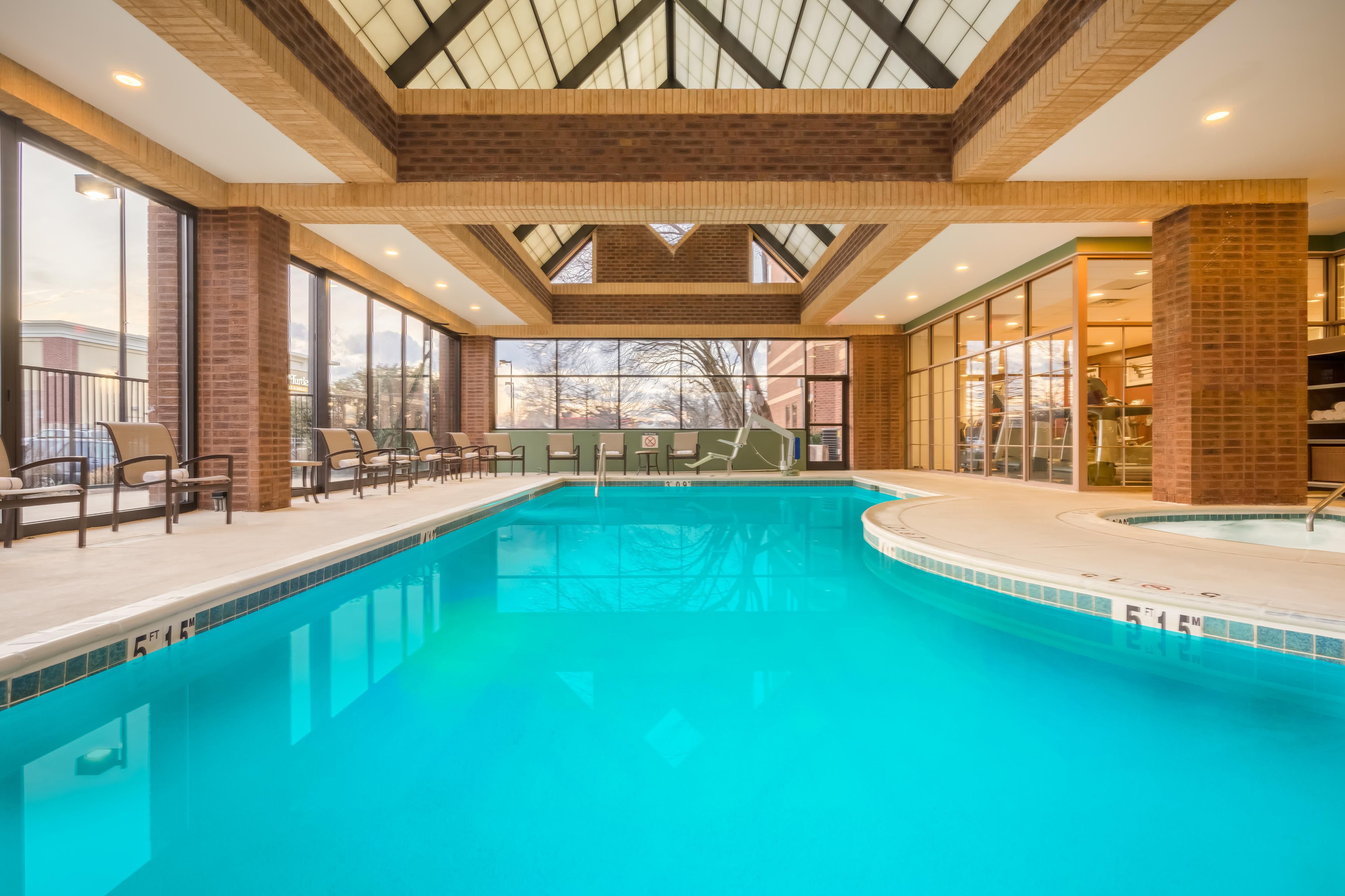 Annapolis Hotels with Pools near Naval Academy Crowne Plaza Annapolis