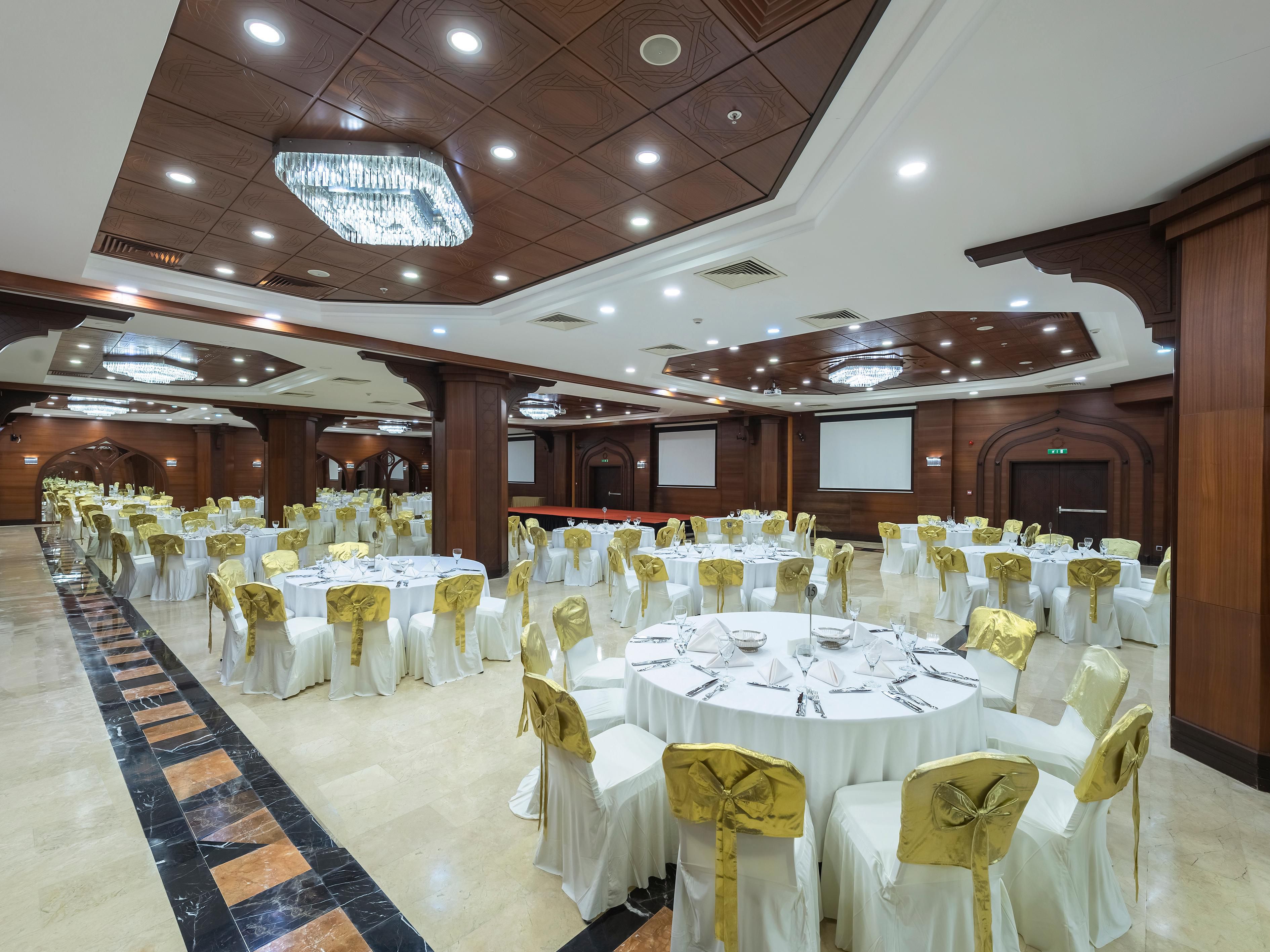 The Meeting space at the Crowne Plaza Antalya provides a bright contemporary and flexible space for meetings, exhibitions and functions of all kinds from weddings to gala dinners.