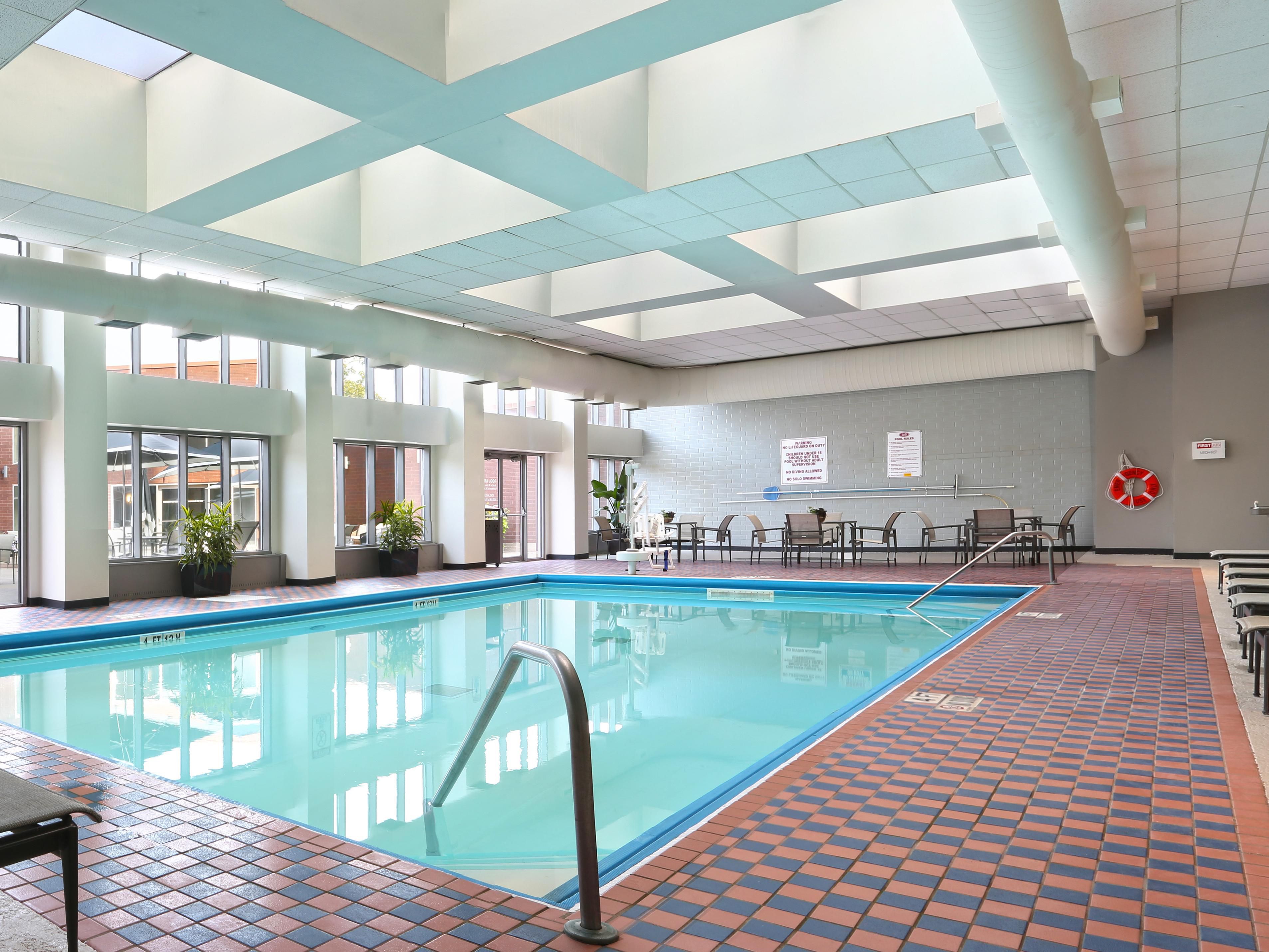 Stay productive and relaxed with a host of premium amenities at our pet-friendly hotel. Enjoy complimentary Wi-Fi, adaptive coworking spaces, an indoor heated pool, a modern fitness center, and our signature WorkLife Rooms. Guests also benefit from on-site dining, grab-and-go options, and a complimentary local shuttle within a two-mile radius.