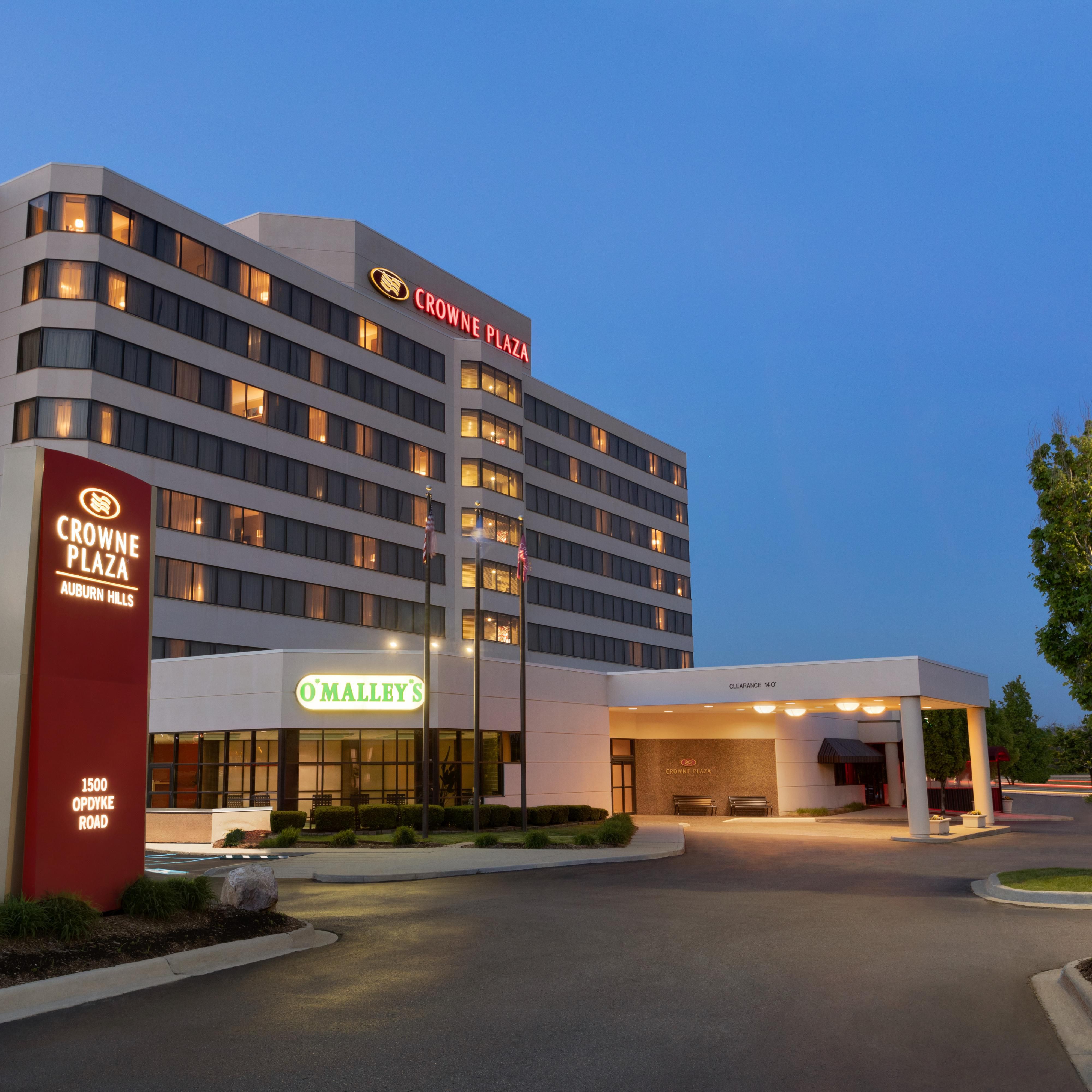 Hotel near Detroit Auburn Hills Hotel Crowne Plaza Auburn Hills