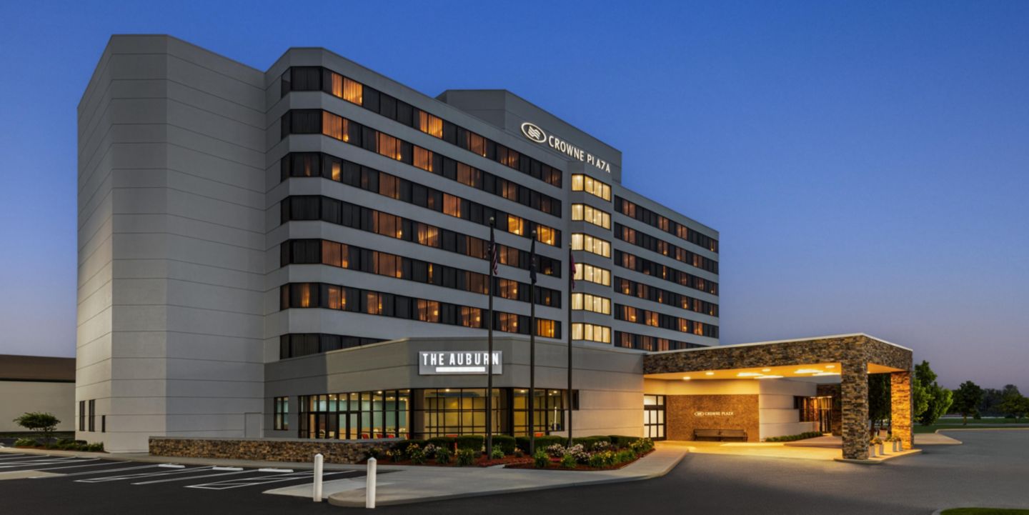 Hotel Near Detroit MI | Crowne Plaza® Auburn Hills