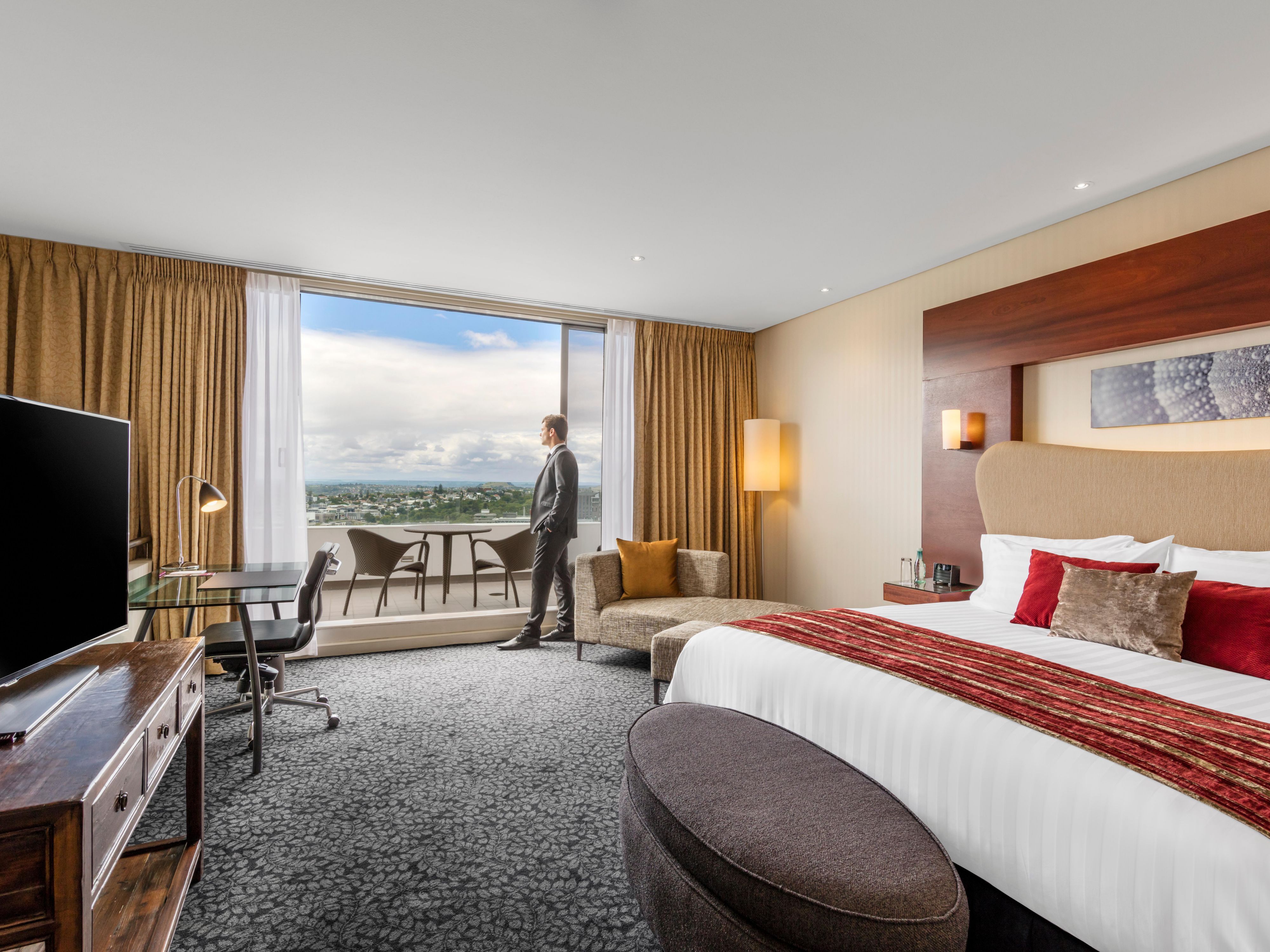 Upgrade Your Stay With 3000 Points