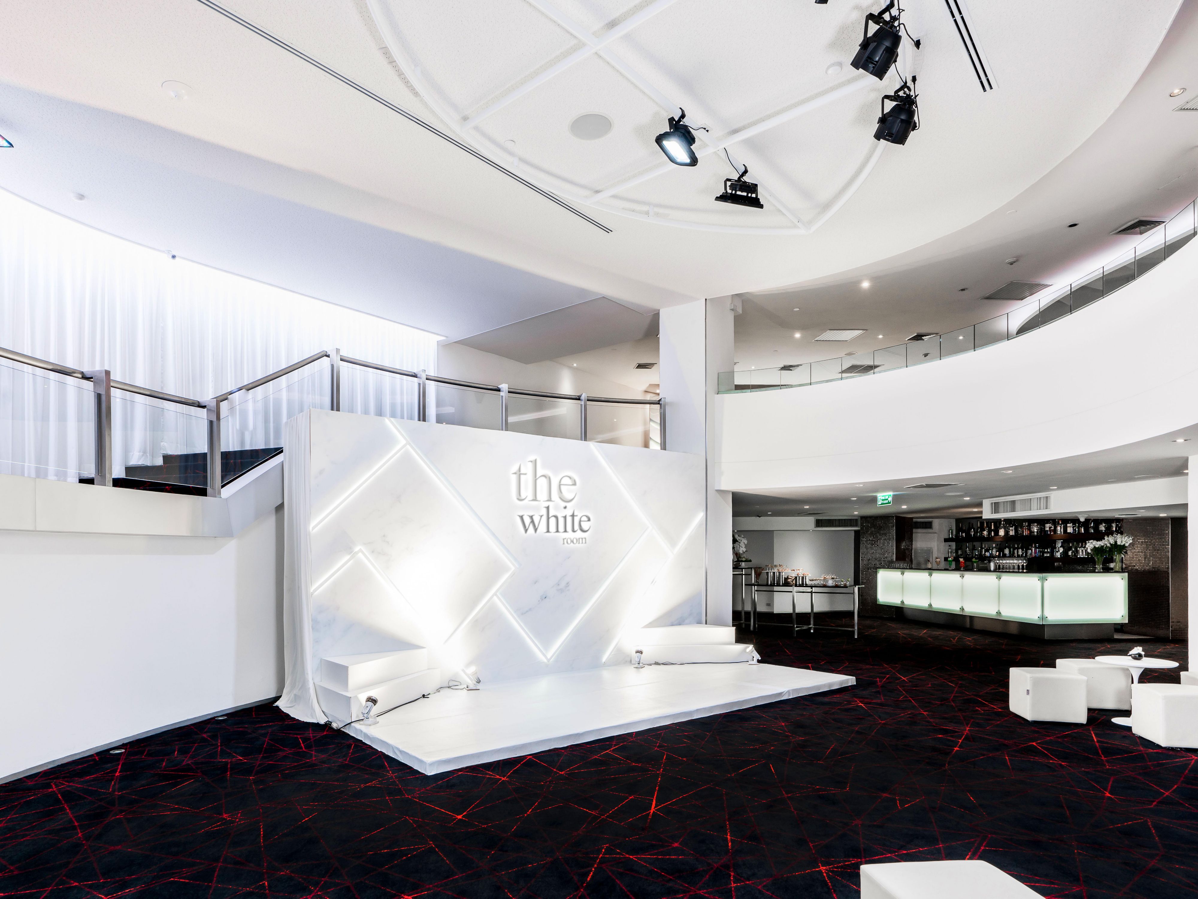 The White Room is a 684 sq.m private event space with a capacity for 350 guests, spread across two floors. Its curved walkways, high ceilings, state-of-the-art technology and latest upgraded infrastructure are perfect for your event.