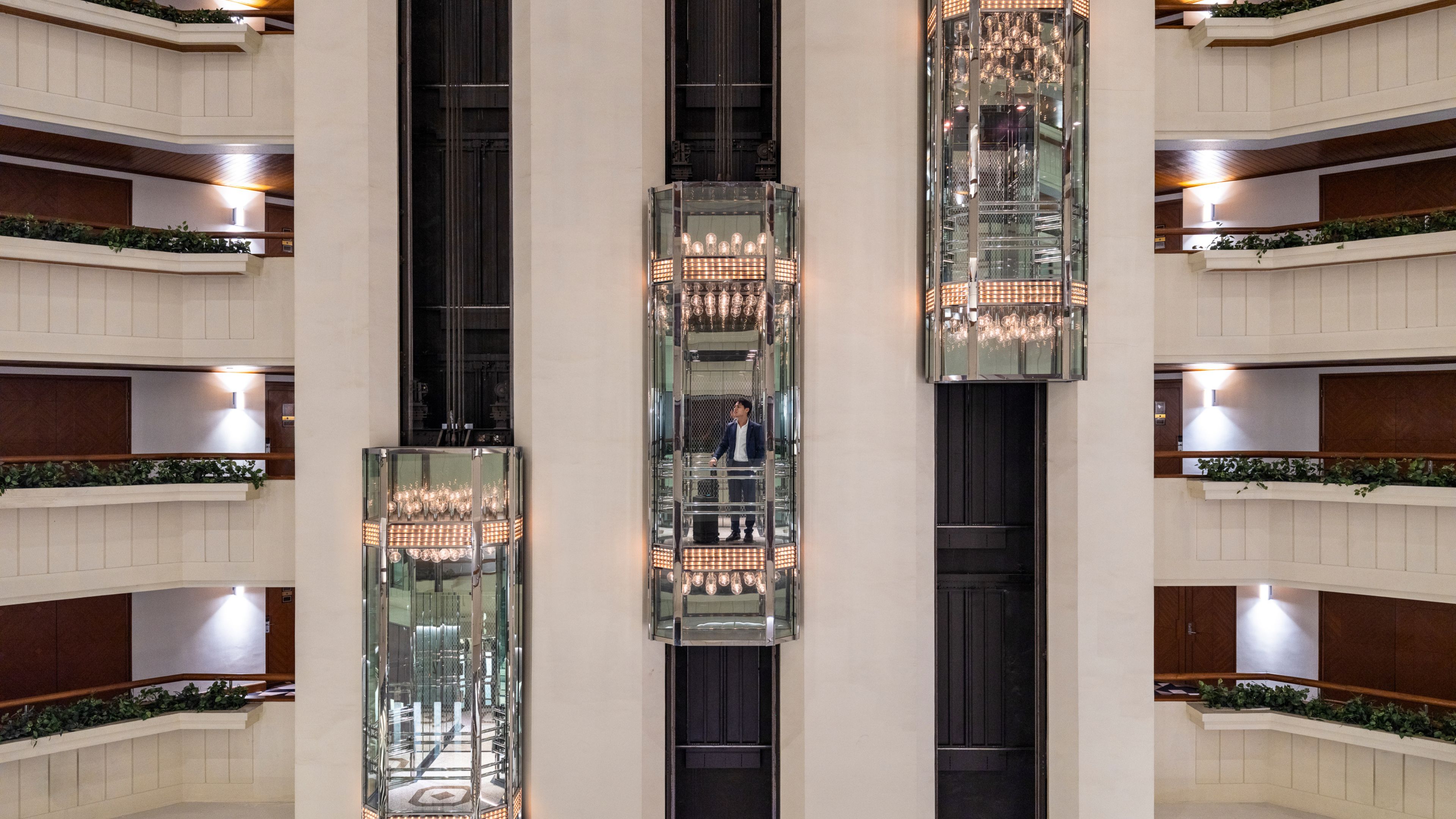 曼谷伦坡尼公园皇冠假日酒店