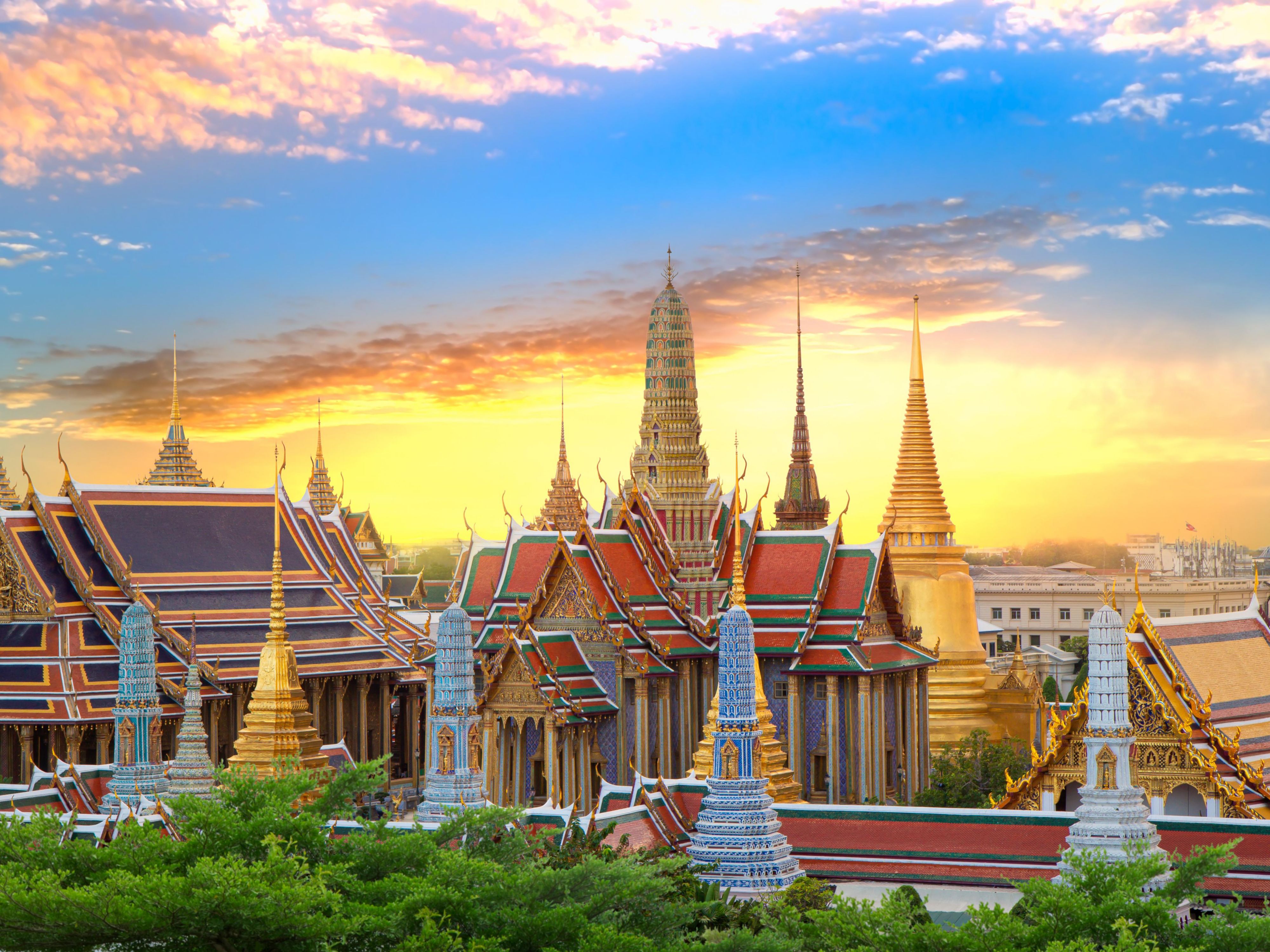 Visit one of the most sacred places in Thailand, the Grand Palace, surrounded by monuments and courtyards of beautiful and spiritual art forms. Within the palace, you will find the Temple of the Emerald Buddha, a lavishly decorated temple with glass mosaic and colourful porcelain. Considered the cultural and spiritual heart of Thailand