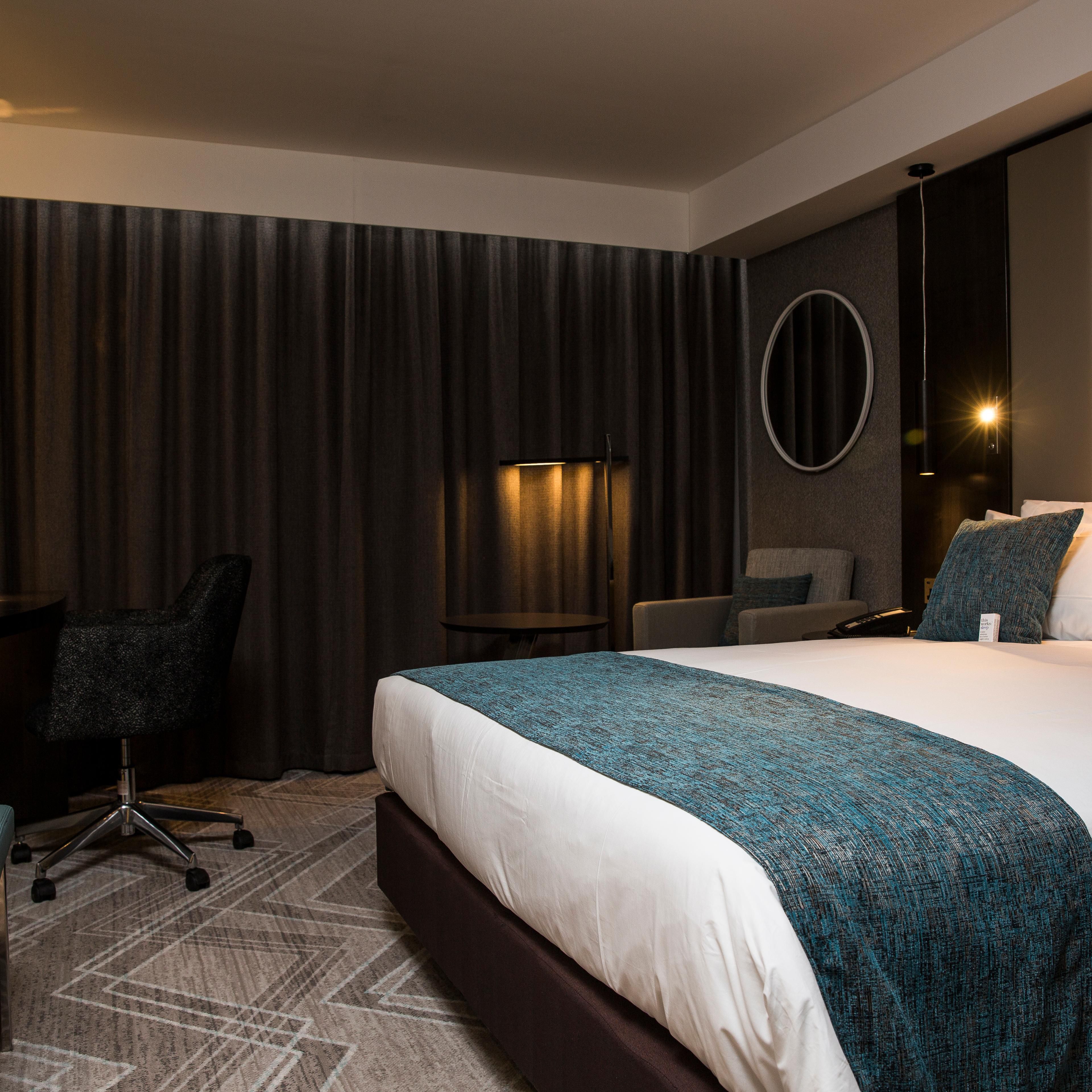 Work and relax in the standard double room 