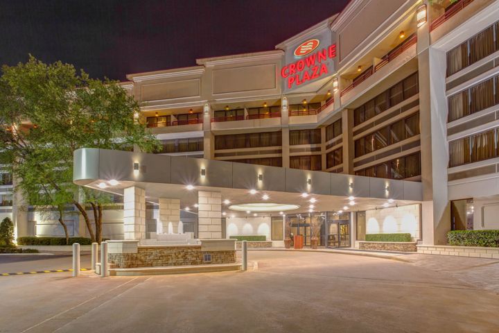 Crowne Plaza Executive Center Baton Rouge